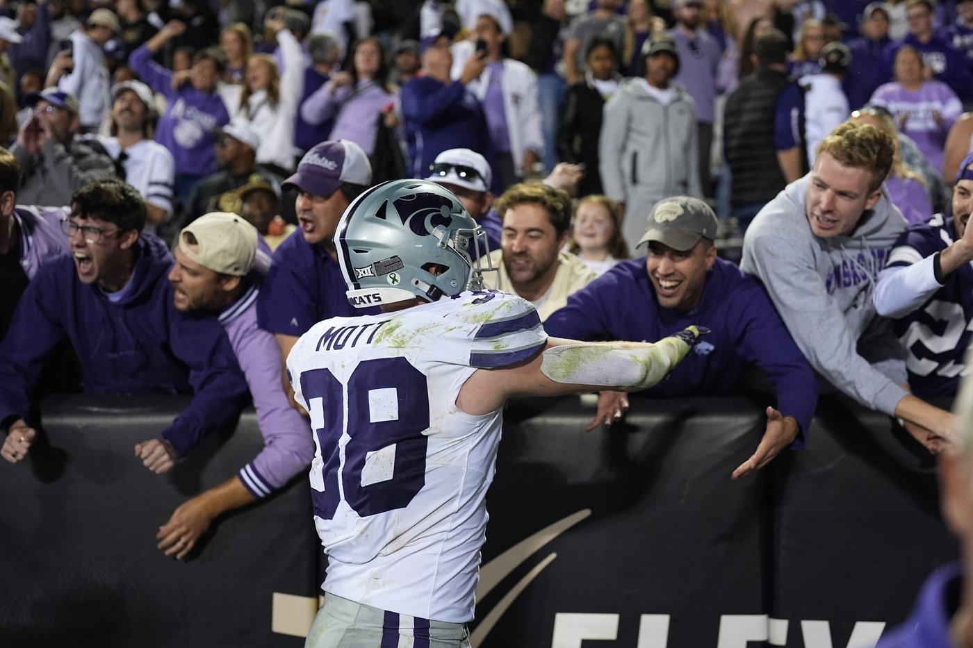 No. 17 Kansas State, West Virginia matchup features two of Big 12's top dual-threat quarterbacks | iNFOnews.ca