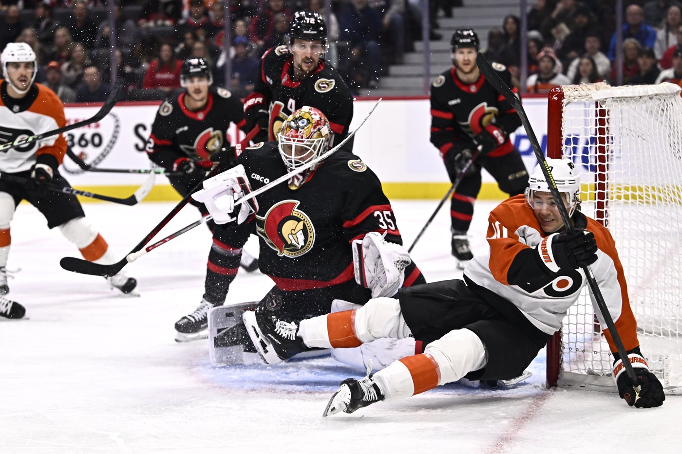 Senators fail to close out strong effort in OT loss to Flyers | iNFOnews.ca Senators fail to close out strong effort in OT loss to Flyers | iNFOnews.ca