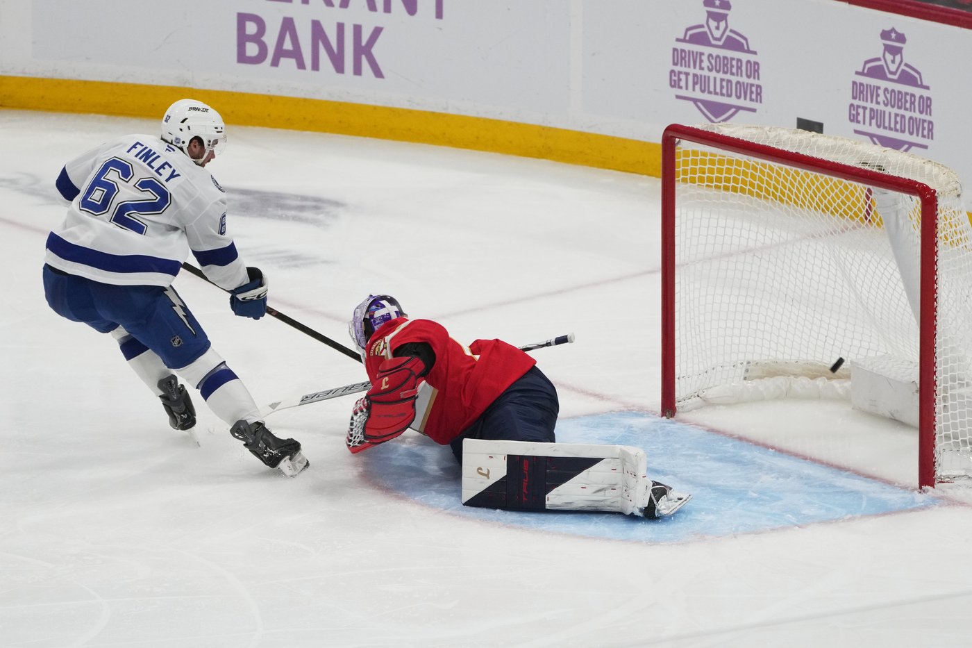 NHL roundup: Jack Finley scores first NHL goal to help Lightning beat Panthers | iNFOnews.ca