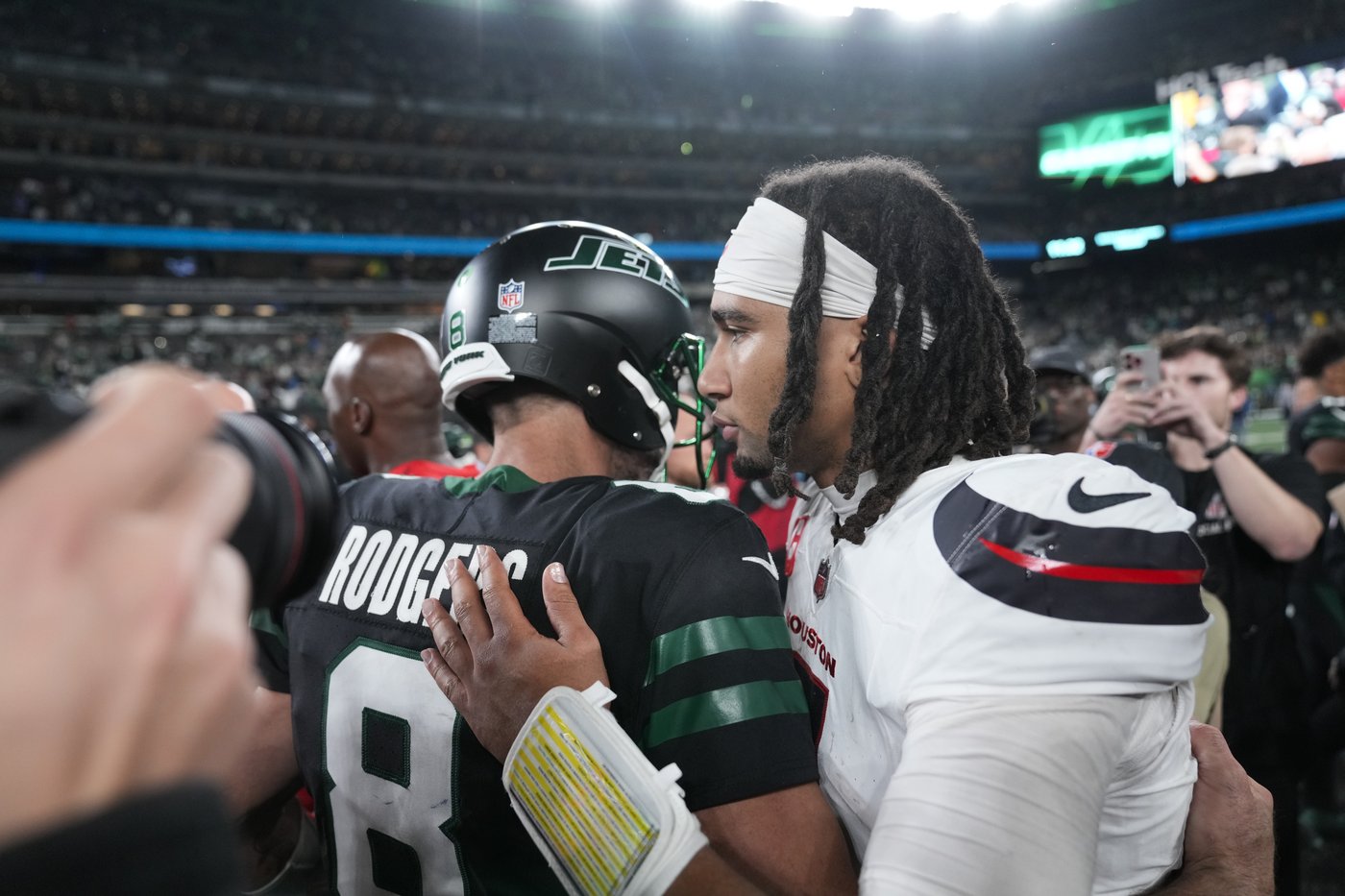 Garrett Wilson makes eye-popping TD catch, Jets beat Texans 21-13 to snap 5-game skid | iNFOnews.ca Garrett Wilson makes eye-popping TD catch, Jets beat Texans 21-13 to snap 5-game skid | iNFOnews.ca