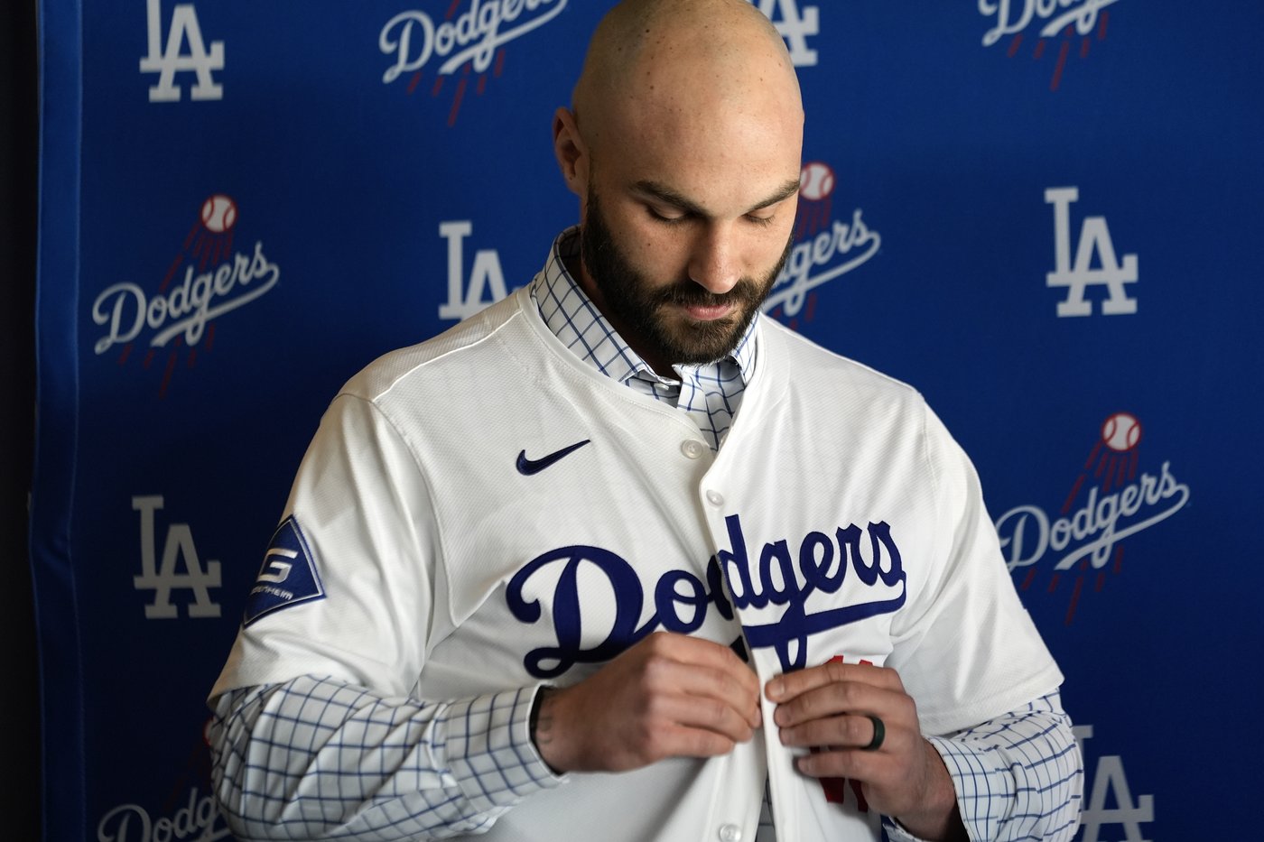 Scott's $72 million, 4-year contract finalized by Dodgers, who spent $452 million on 8 players | iNFOnews.ca