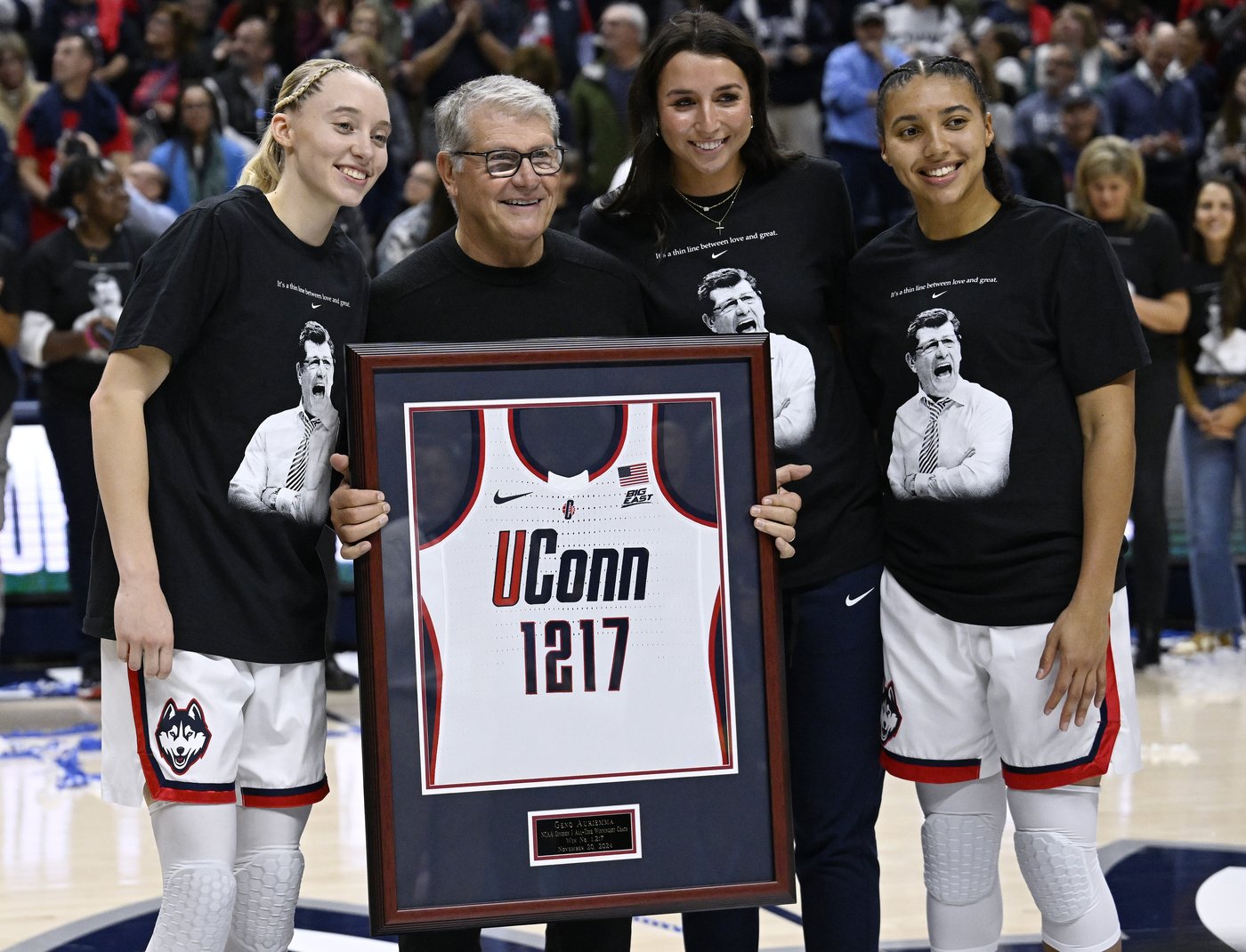 UConn coach Geno Auriemma breaks NCAA wins record, getting 1,217th career victory | iNFOnews.ca