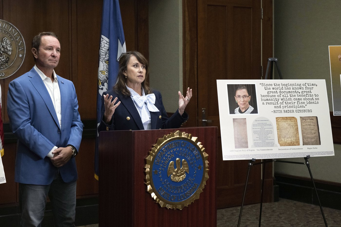 Louisiana asks court to block part of ruling against Ten Commandments in classrooms | iNFOnews.ca Louisiana asks court to block part of ruling against Ten Commandments in classrooms | iNFOnews.ca