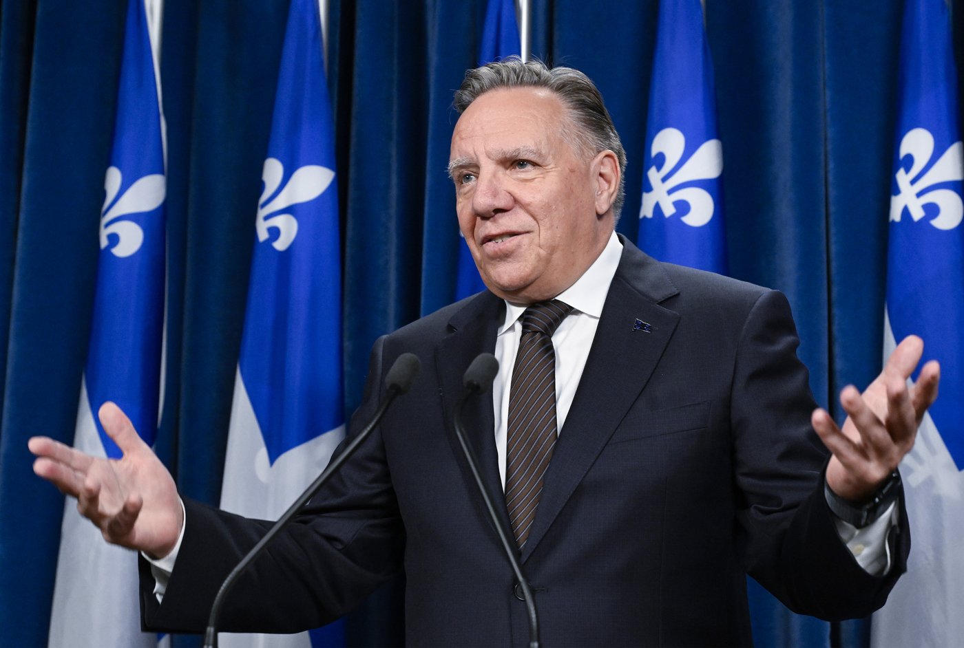 Quebec premier calls on Bloc Québécois to help topple Trudeau government next week | iNFOnews.ca