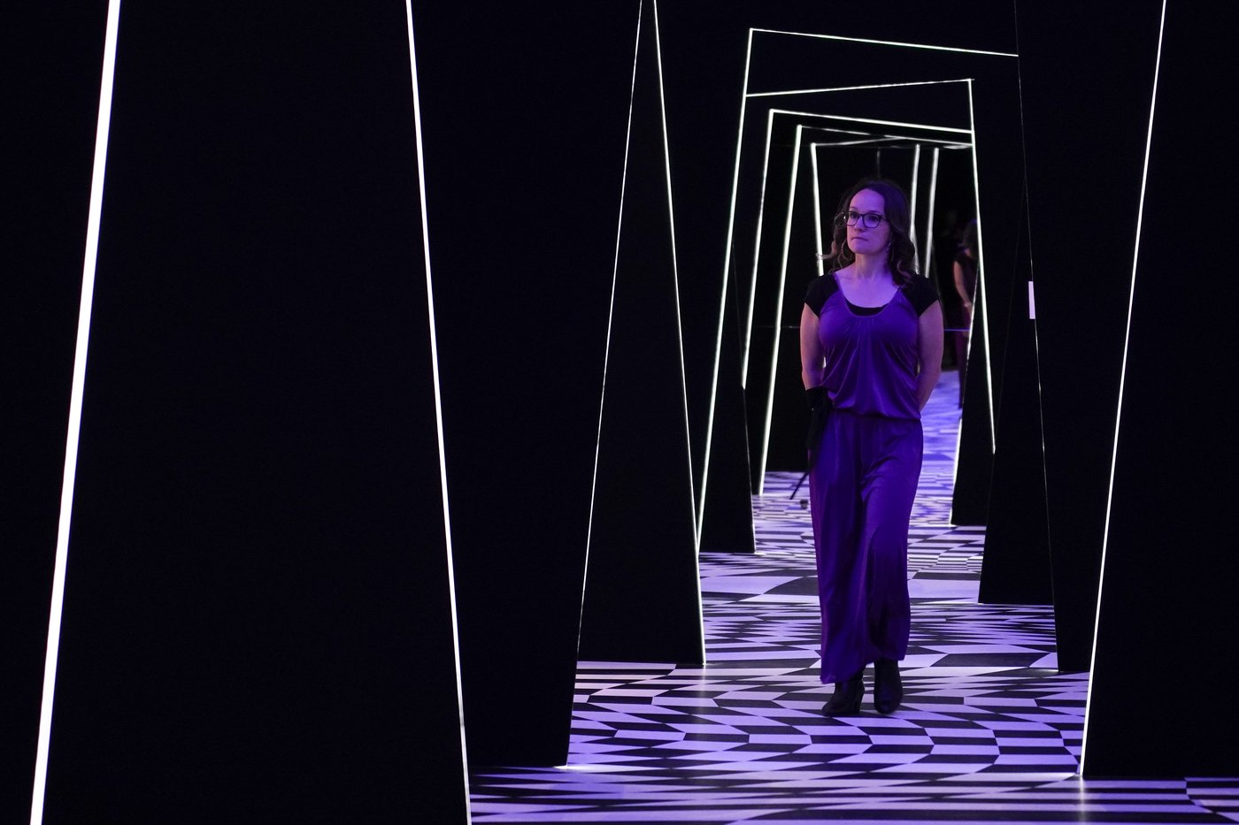 Tim Burton talks about his dread of AI as an exhibition of his work opens in London | iNFOnews.ca