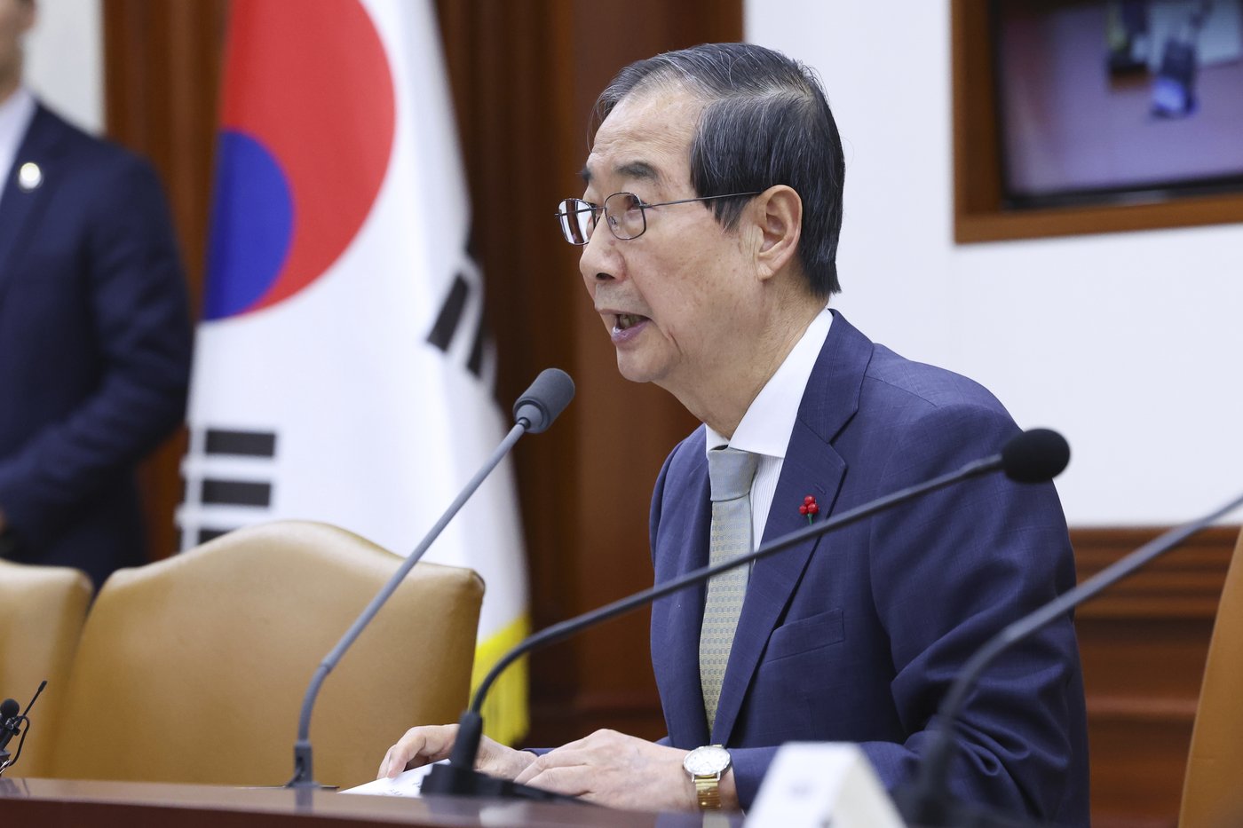 South Korean opposition submits motion to impeach the country's acting president as strife deepens | iNFOnews.ca