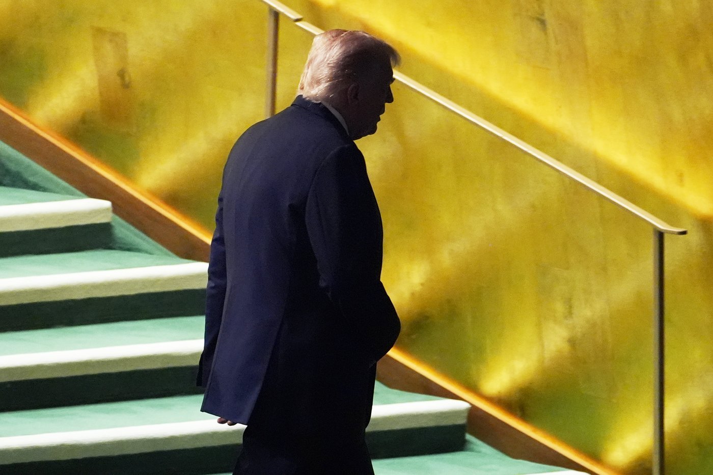 Judge rejects ex-FBI agent's claim he was illegally fired for disparaging Trump in texts | iNFOnews.ca Judge rejects ex-FBI agent's claim he was illegally fired for disparaging Trump in texts | iNFOnews.ca