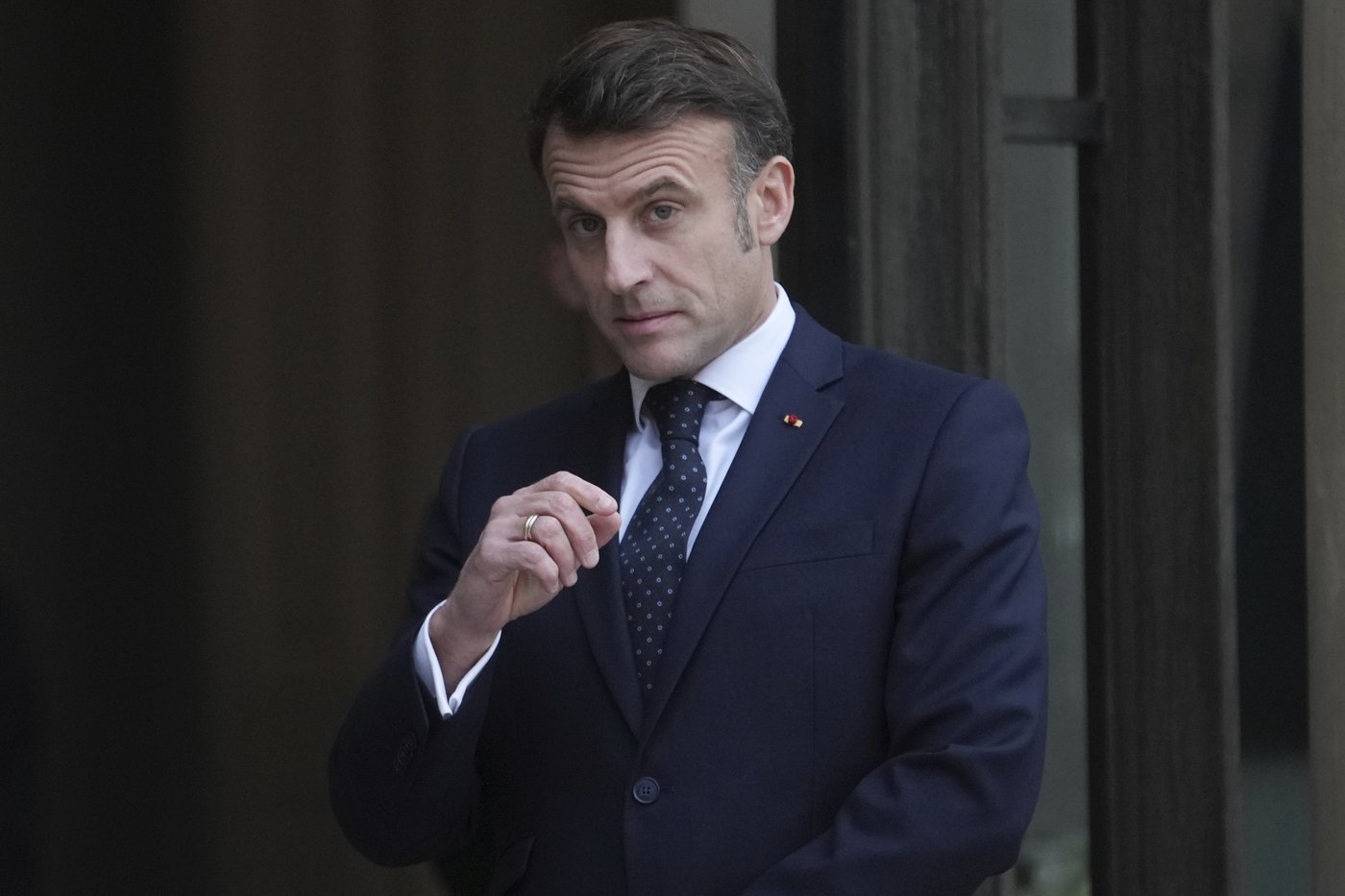 Macron's message to Trump: 'You can’t be weak in the face of Putin' | iNFOnews.ca Macron's message to Trump: 'You can’t be weak in the face of Putin' | iNFOnews.ca