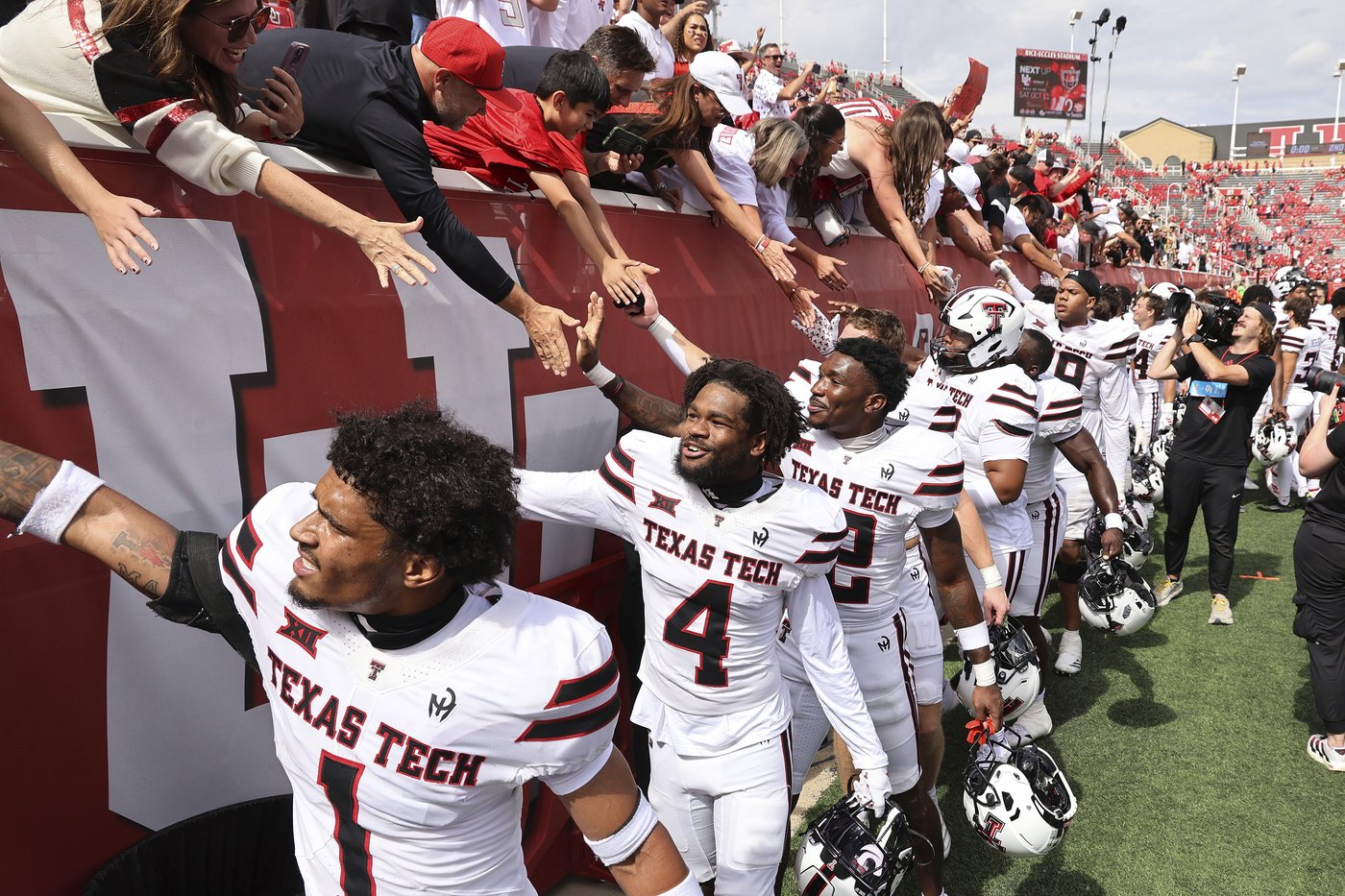 AP Top 25: No. 12 Texas Tech's Joey McGuire says his team's ascent is fueled by love, not money | iNFOnews.ca AP Top 25: No. 12 Texas Tech's Joey McGuire says his team's ascent is fueled by love, not money | iNFOnews.ca