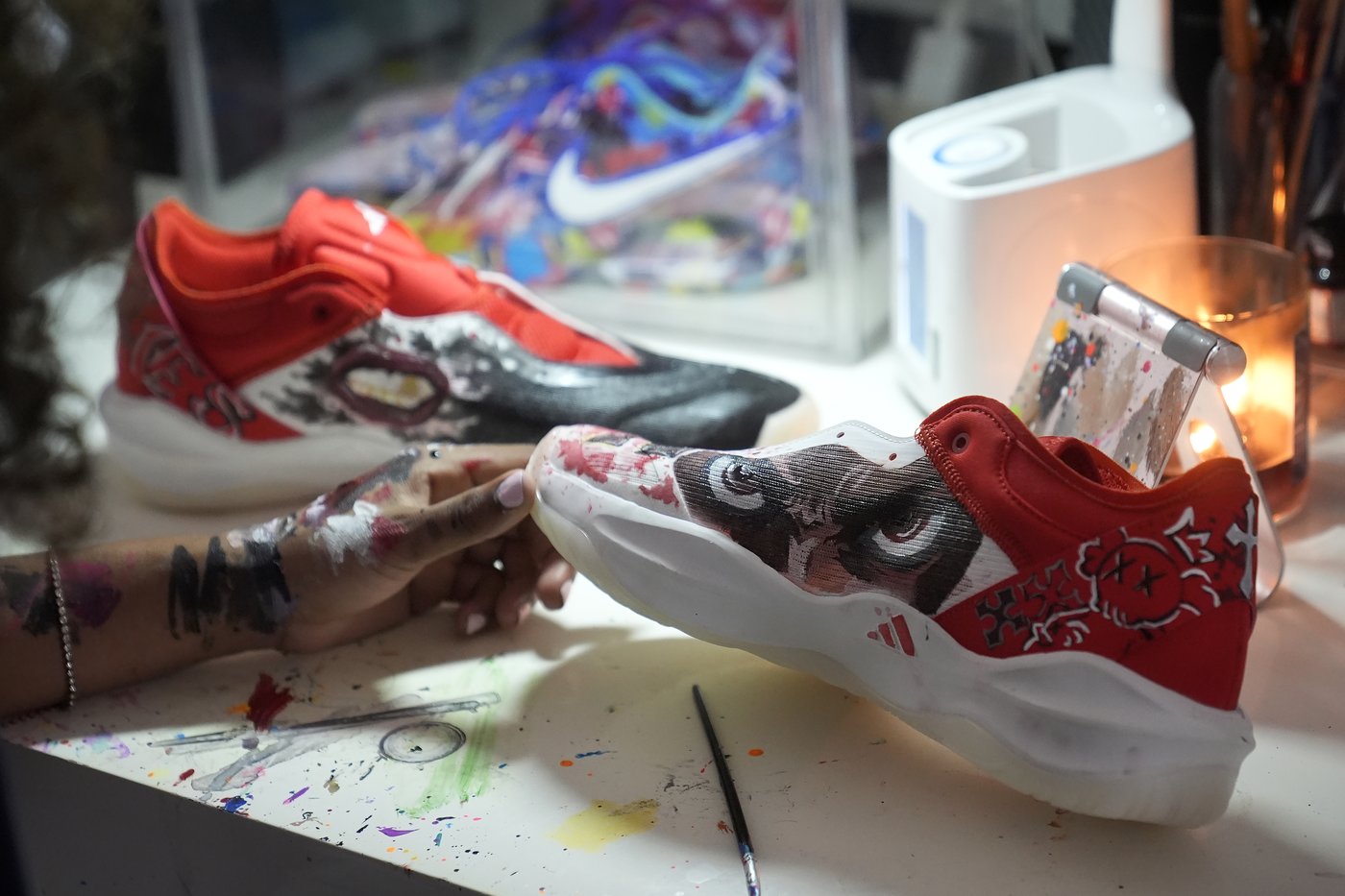 Cal guard Jayda Noble paints custom shoes to express her artistic side when she leaves the court | iNFOnews.ca Cal guard Jayda Noble paints custom shoes to express her artistic side when she leaves the court | iNFOnews.ca