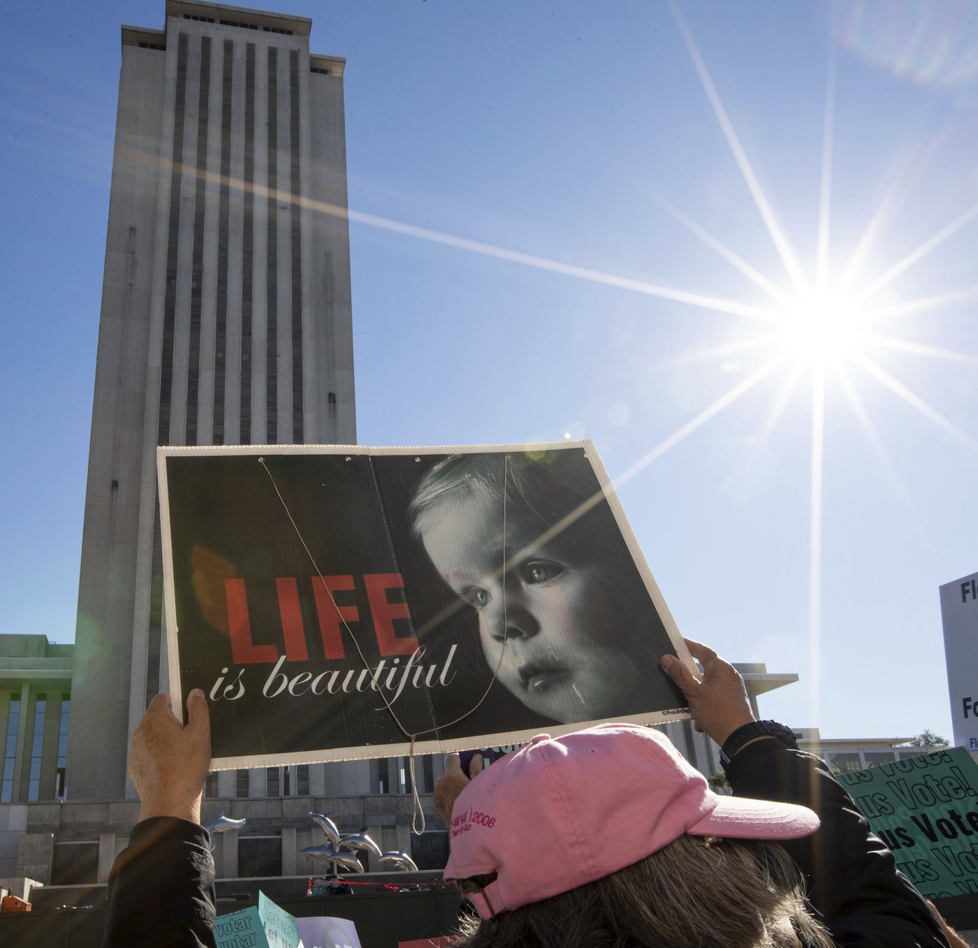 Florida government finds fault with abortion ballot measure over ads and petitions | iNFOnews.ca