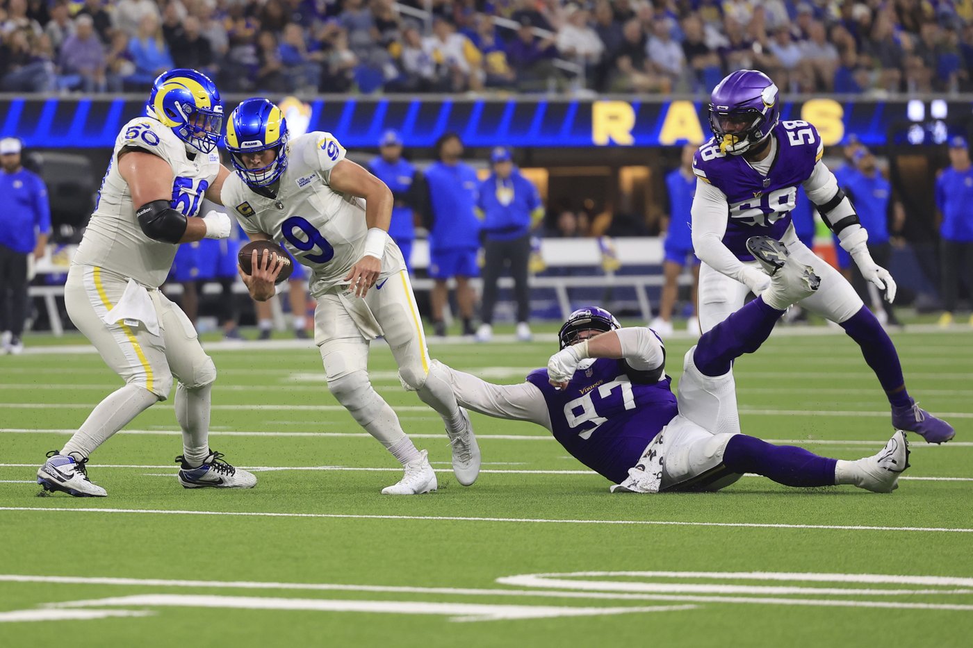 Vikings' defense is suddenly vulnerable after losses to savvy, strong-armed QBs | iNFOnews.ca Vikings' defense is suddenly vulnerable after losses to savvy, strong-armed QBs | iNFOnews.ca