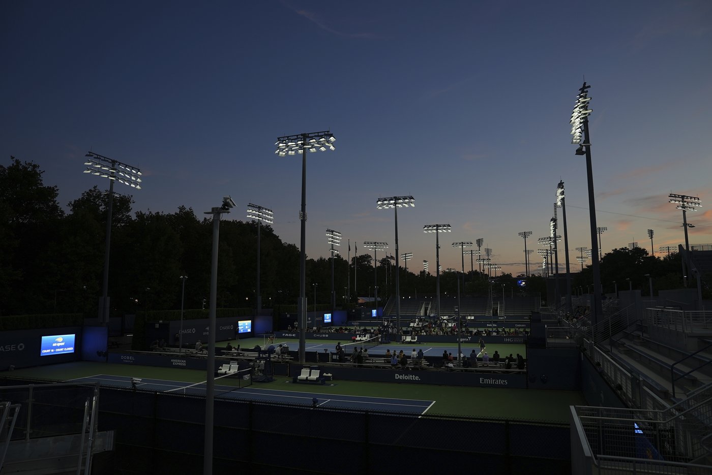 At the US Open, tennis stars shine under dark sky-friendly outdoor lights | iNFOnews.ca At the US Open, tennis stars shine under dark sky-friendly outdoor lights | iNFOnews.ca
