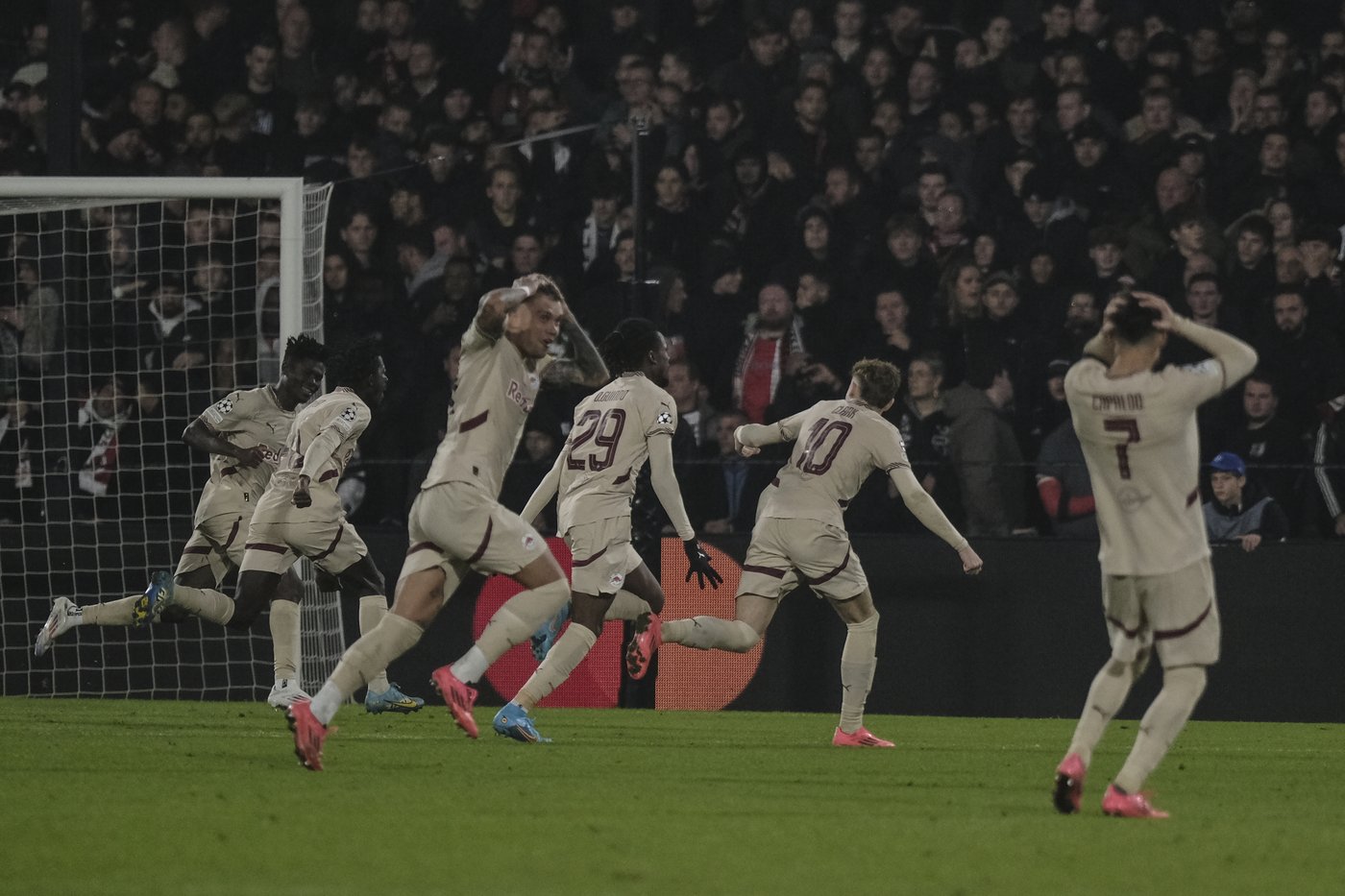 Salzburg win in Champions League is 1st in eight games for Red Bull teams Jürgen Klopp will join | iNFOnews.ca Salzburg win in Champions League is 1st in eight games for Red Bull teams Jürgen Klopp will join | iNFOnews.ca