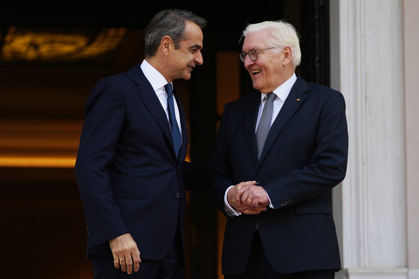Greek leaders tell German president a WWII reparations claim is very much alive | iNFOnews.ca