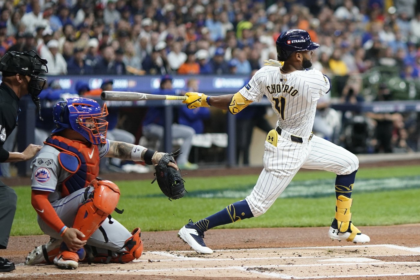 Ninth-inning collapse makes Brewers' latest playoff exit particularly painful | iNFOnews.ca