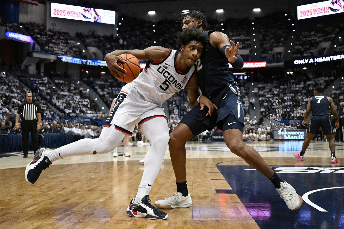 Karaban, Reed lead No. 11 UConn past Xavier 94-89 in overtime in its Big East opener | iNFOnews.ca