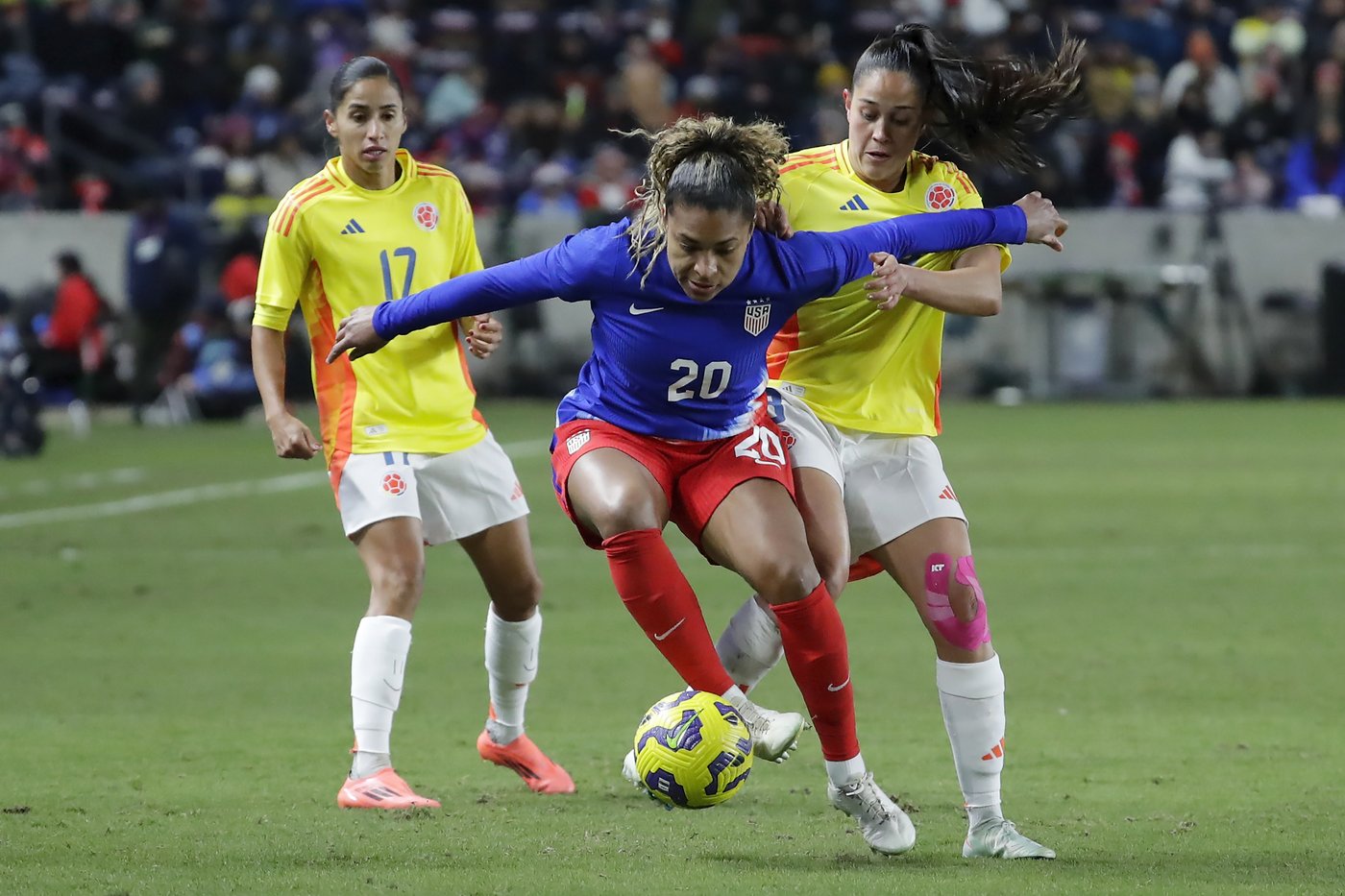 Catarina Macario, Ally Sentnor score, USWNT beats Colombia 2-0 in SheBelieves Cup | iNFOnews.ca