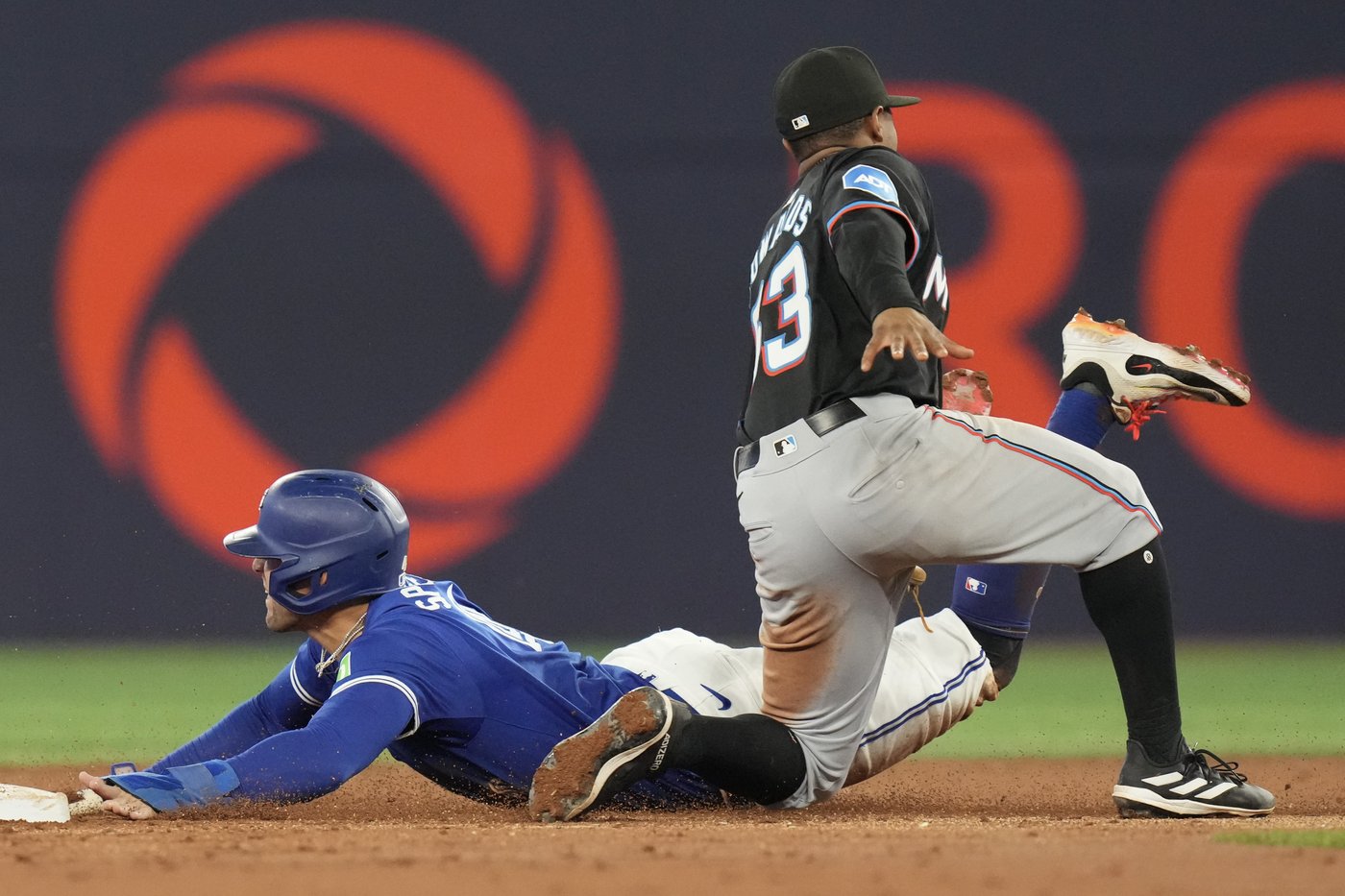 Myers drives in five runs, Marlins limit Blue Jays to four hits in 8-1 romp | iNFOnews.ca Myers drives in five runs, Marlins limit Blue Jays to four hits in 8-1 romp | iNFOnews.ca