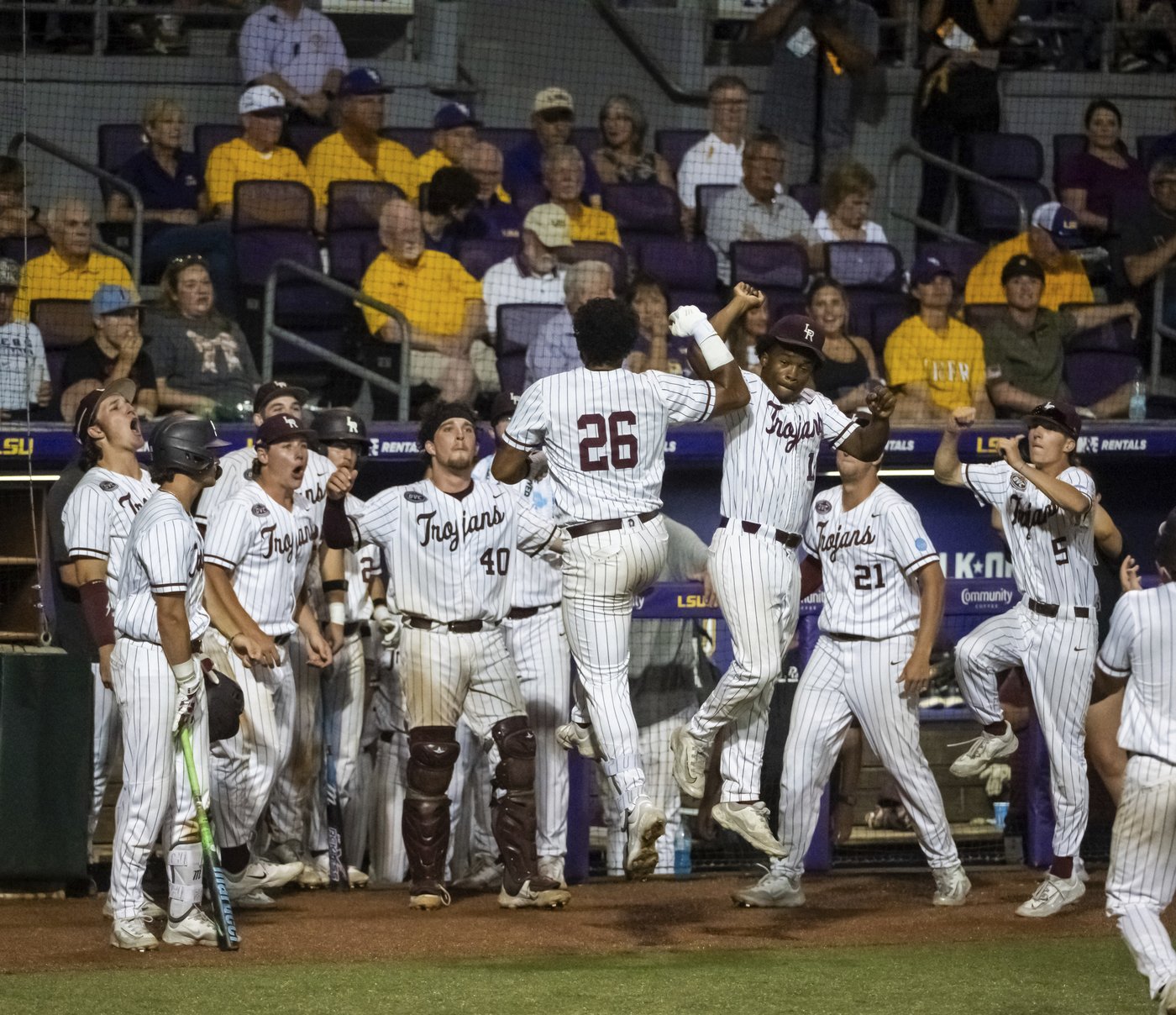 Cano, Little Rock beat No. 6 national seed LSU 10-4, force decisive game Monday in Baton Rouge | iNFOnews.ca
