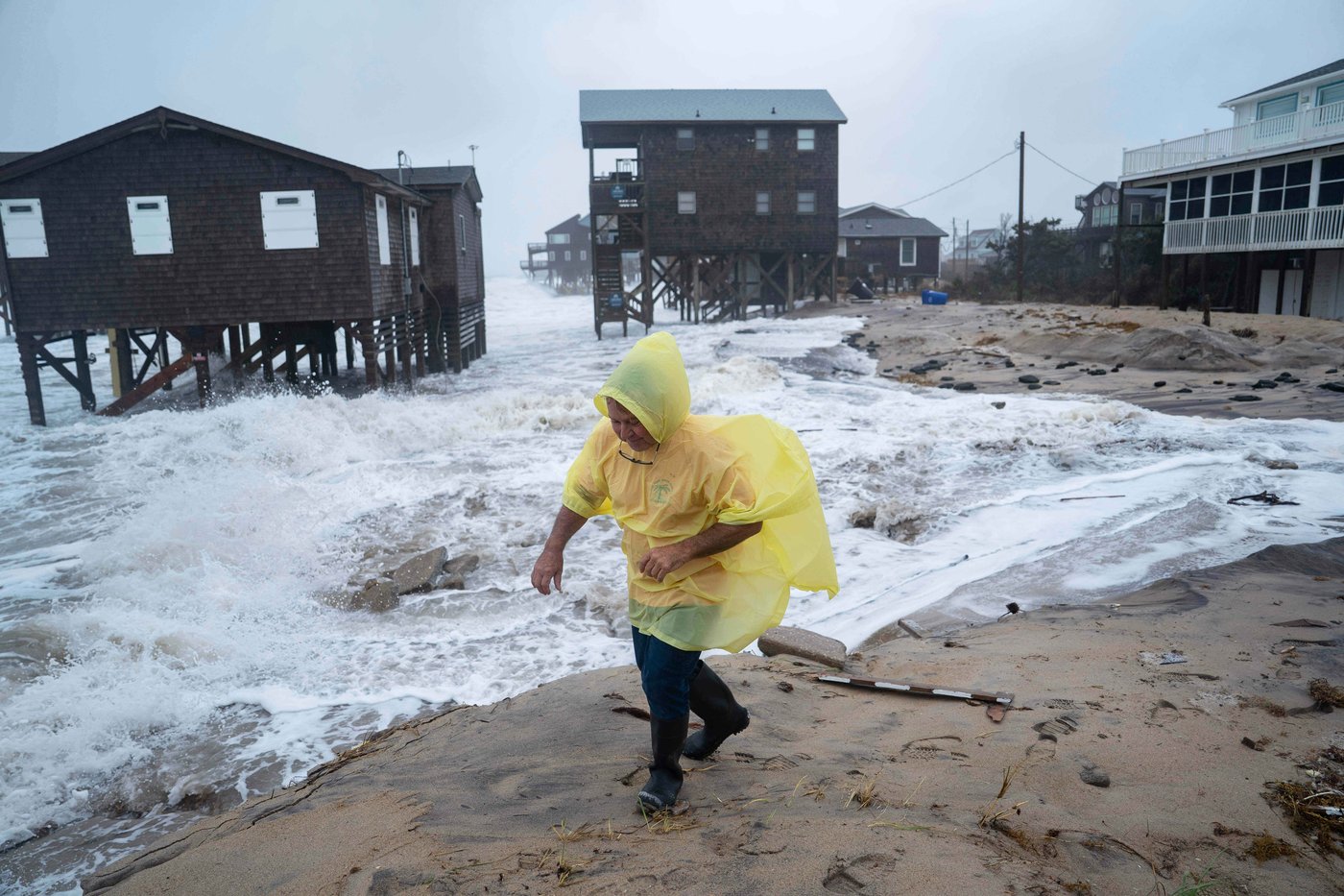 New Jersey declares emergency as nor'easter approaches, while Alaska flooding carries away homes | iNFOnews.ca