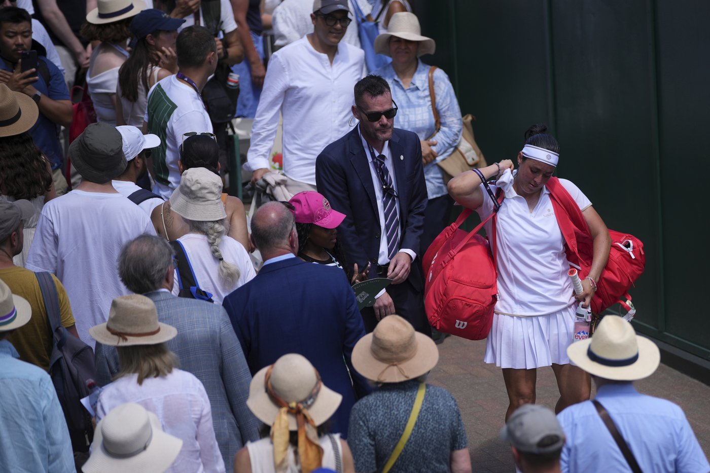 Ons Jabeur, battling injuries and unhappy on the court, taking a hiatus from women's tennis | iNFOnews.ca Ons Jabeur, battling injuries and unhappy on the court, taking a hiatus from women's tennis | iNFOnews.ca