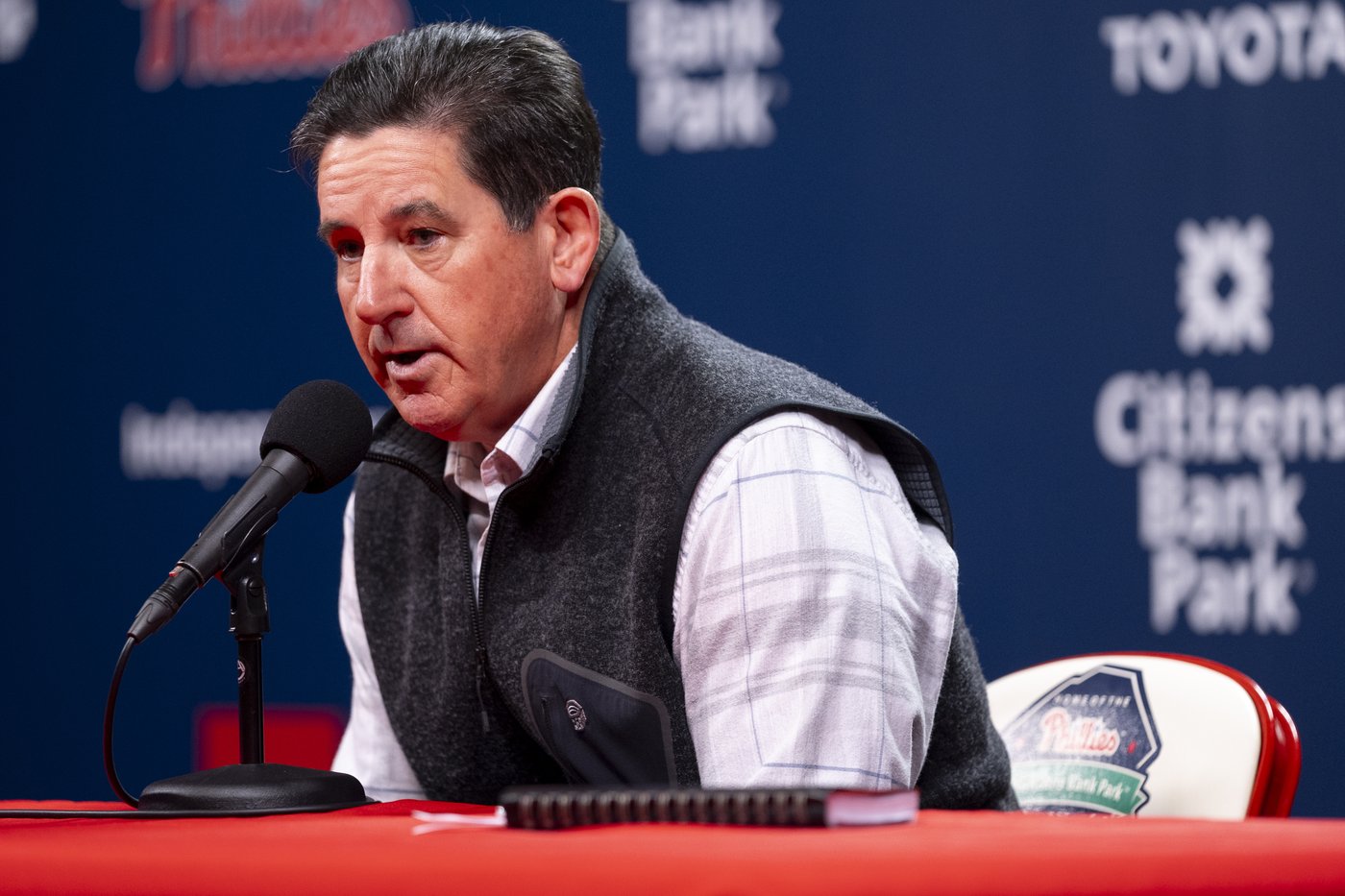 Phillies sign manager Rob Thomson to 1-year extension after three straight trips to playoffs | iNFOnews.ca Phillies sign manager Rob Thomson to 1-year extension after three straight trips to playoffs | iNFOnews.ca