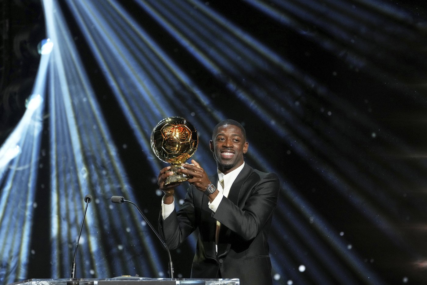 PSG's Dembélé wins the Ballon d'Or and Barcelona's Bonmati achieves award hat trick | iNFOnews.ca