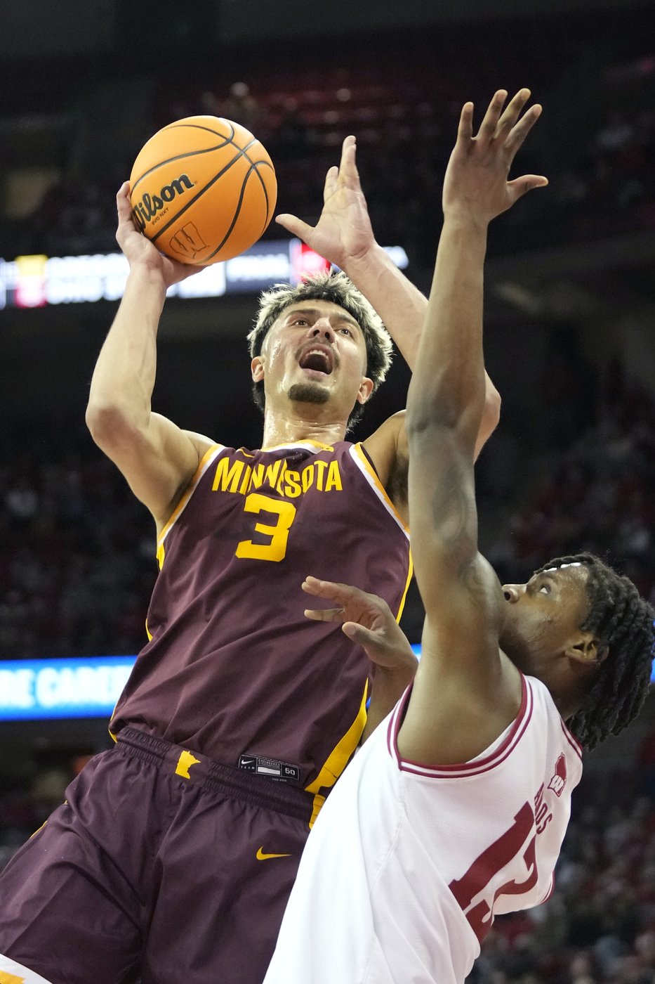 Steven Crowl scores 18, John Tonje adds 16; Wisconsin beats Minnesota 80-59 | iNFOnews.ca Steven Crowl scores 18, John Tonje adds 16; Wisconsin beats Minnesota 80-59 | iNFOnews.ca