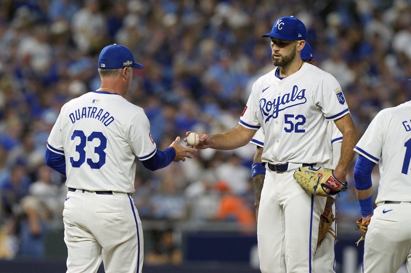 Royals sign RHP Michael Wacha to 3-year, $51 million deal with option for 2028, AP source says | iNFOnews.ca Royals sign RHP Michael Wacha to 3-year, $51 million deal with option for 2028, AP source says | iNFOnews.ca