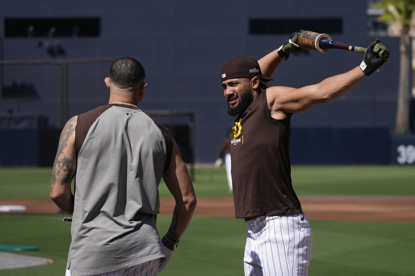 Fernando Tatis Jr. returns to the playoffs with a towering 2-run homer for the Padres in 4-0 win | iNFOnews.ca Fernando Tatis Jr. returns to the playoffs with a towering 2-run homer for the Padres in 4-0 win | iNFOnews.ca