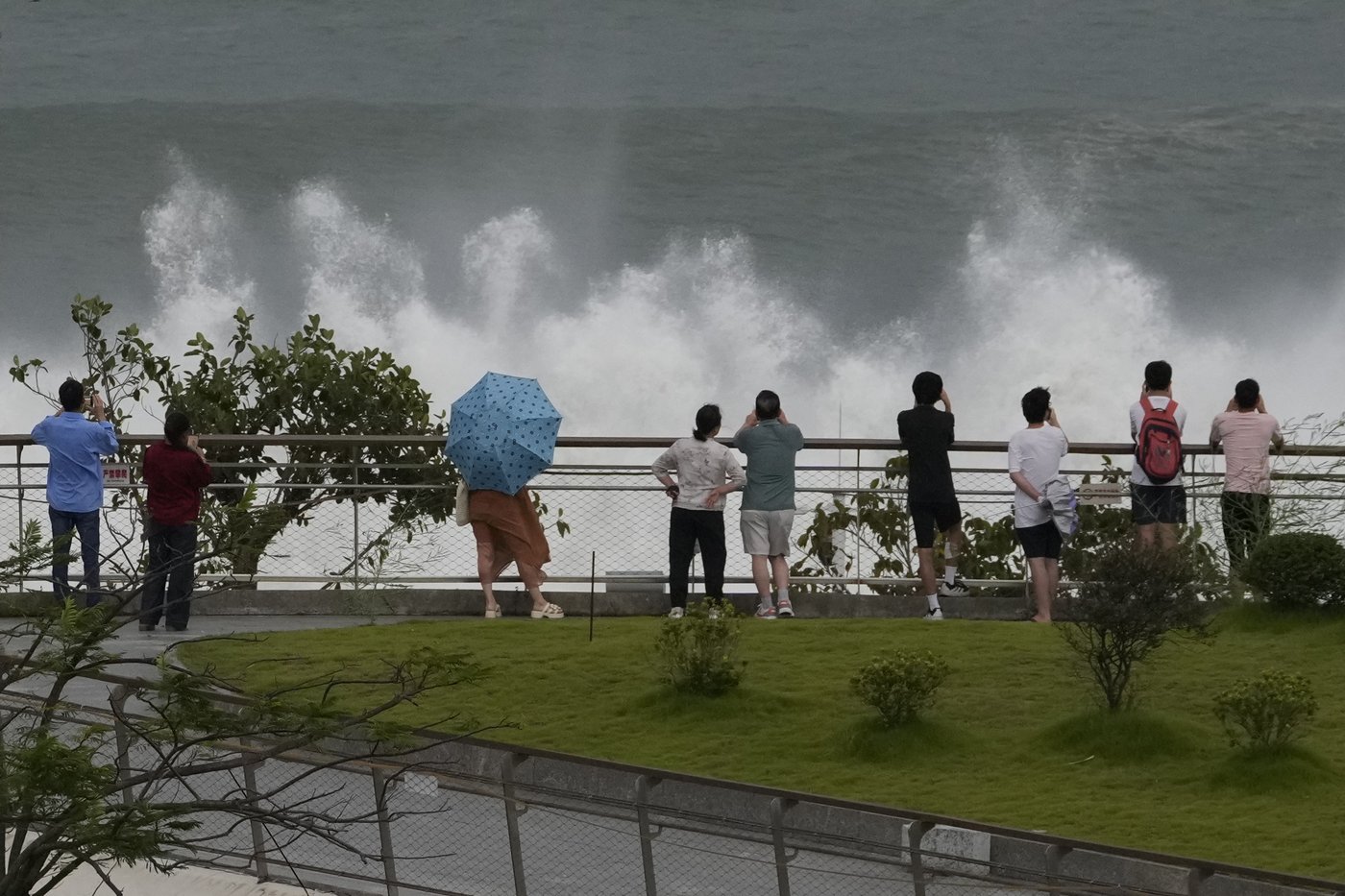 Southern China closes schools and cancels flights as Super Typhoon Ragasa nears | iNFOnews.ca Southern China closes schools and cancels flights as Super Typhoon Ragasa nears | iNFOnews.ca