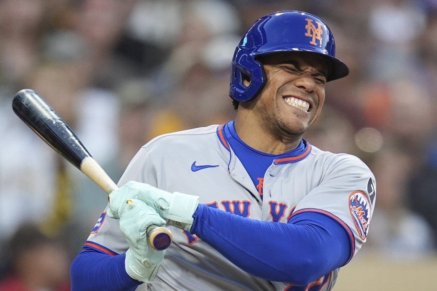 Mets slugger Juan Soto out of lineup a day after fouling a ball off his left foot | iNFOnews.ca