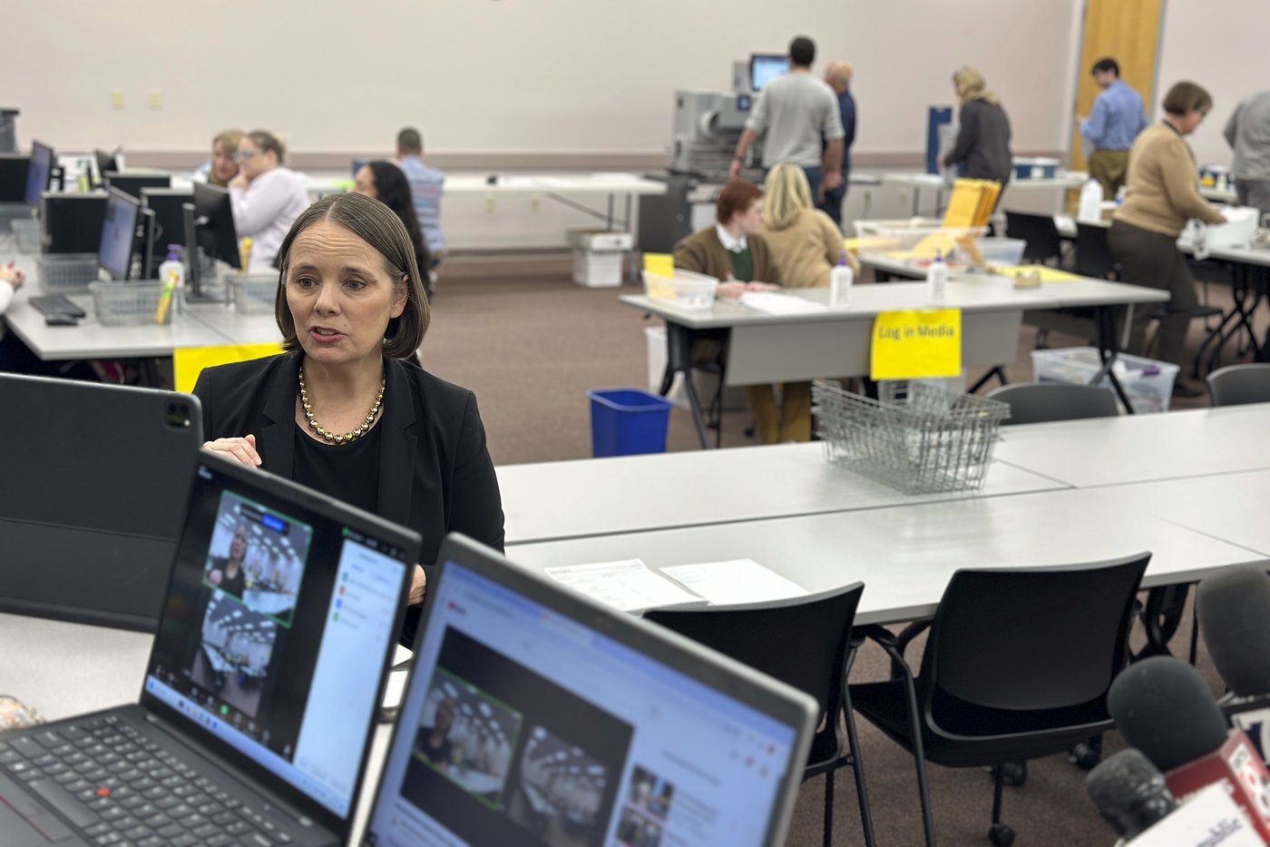 Maine elections chief who drew Trump's ire narrates House tabulations in livestream | iNFOnews.ca Maine elections chief who drew Trump's ire narrates House tabulations in livestream | iNFOnews.ca