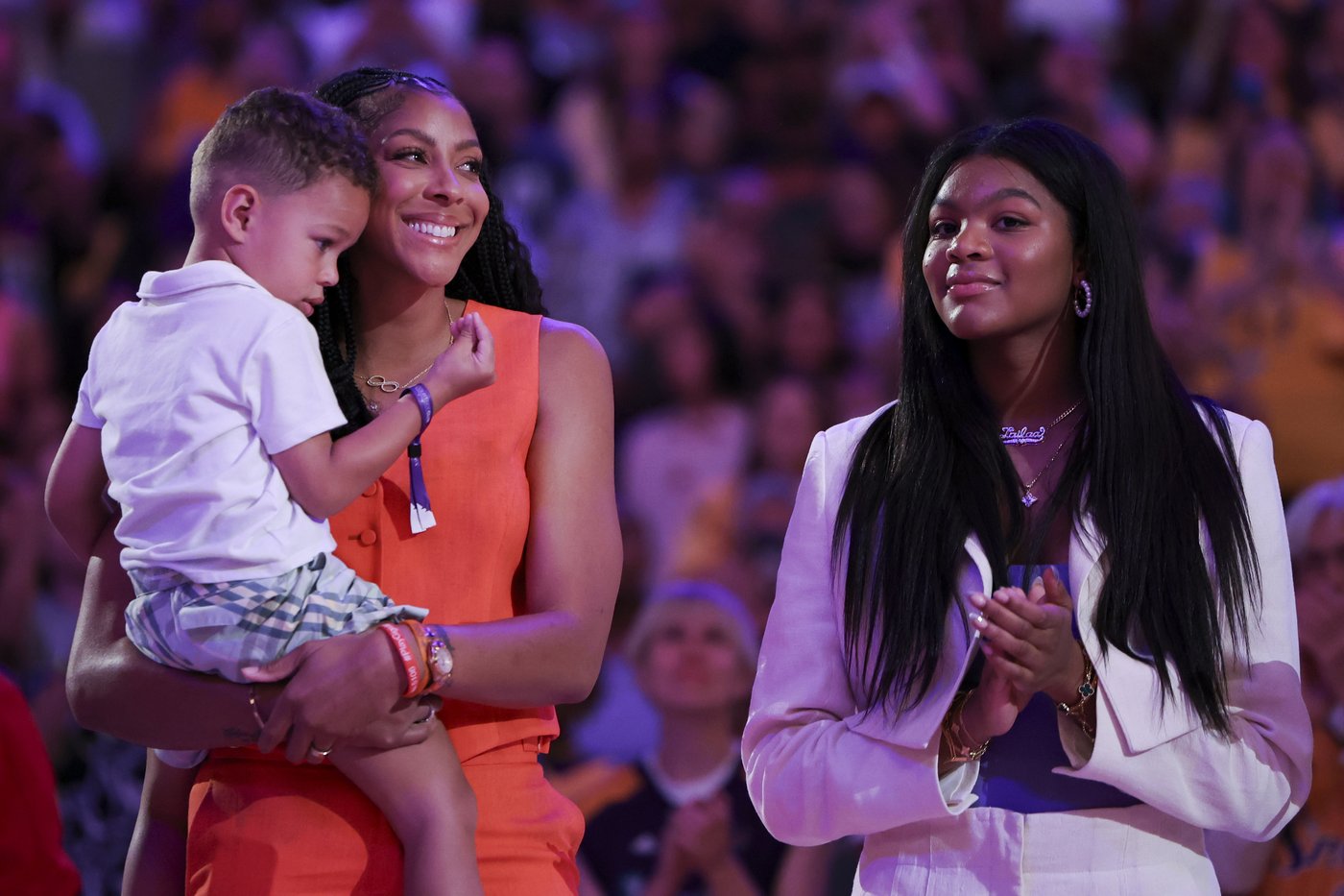 Candace Parker did it her way and the Sparks retire the 2-time MVP's jersey | iNFOnews.ca Candace Parker did it her way and the Sparks retire the 2-time MVP's jersey | iNFOnews.ca
