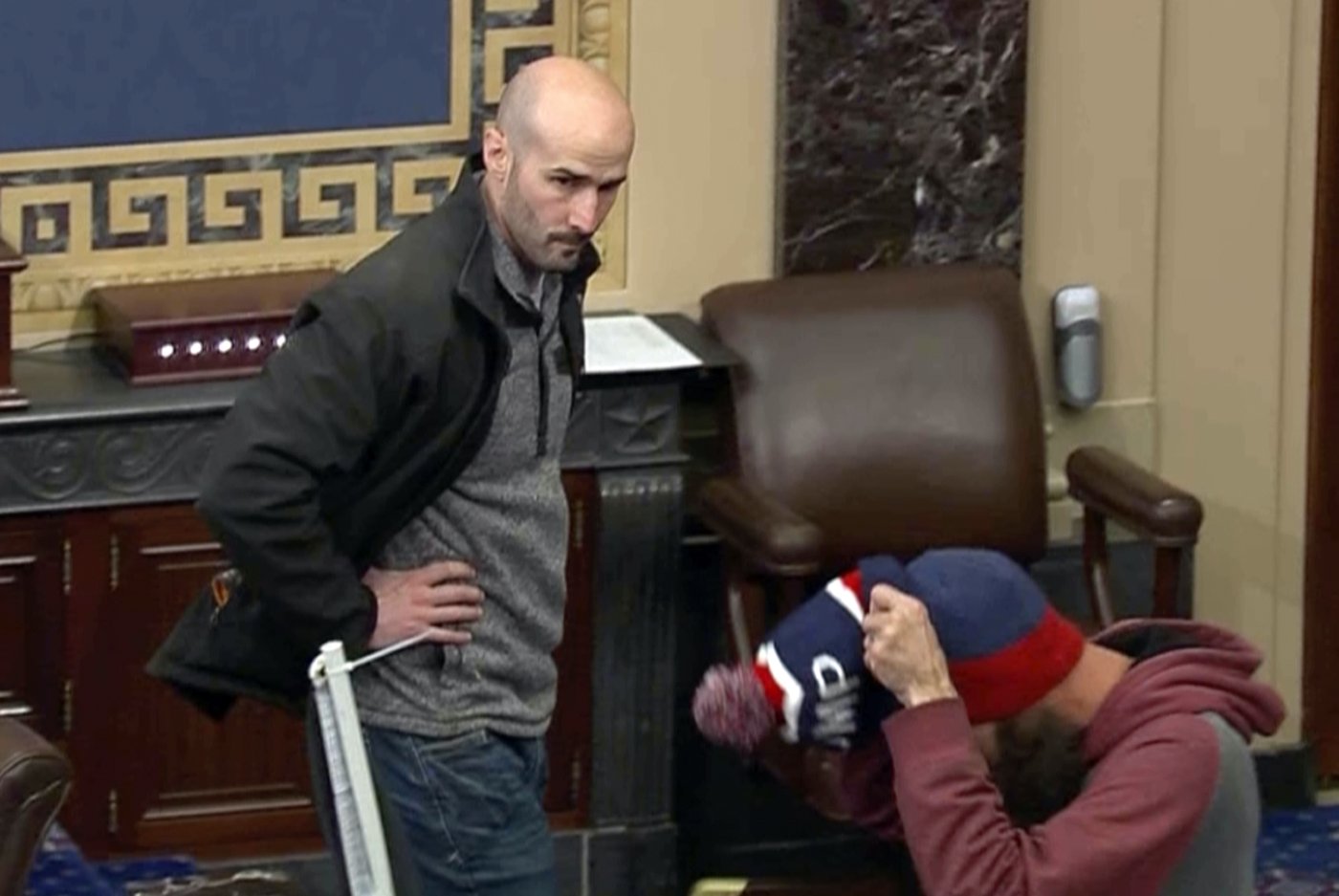 Capitol rioter mistakenly released from prison after appeals court ruling, prosecutors say | iNFOnews.ca