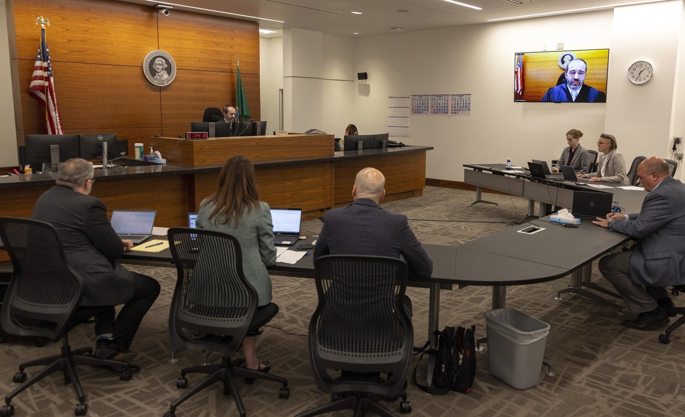 15-year-old boy charged in shooting deaths of parents, 3 siblings in Washington state | iNFOnews.ca