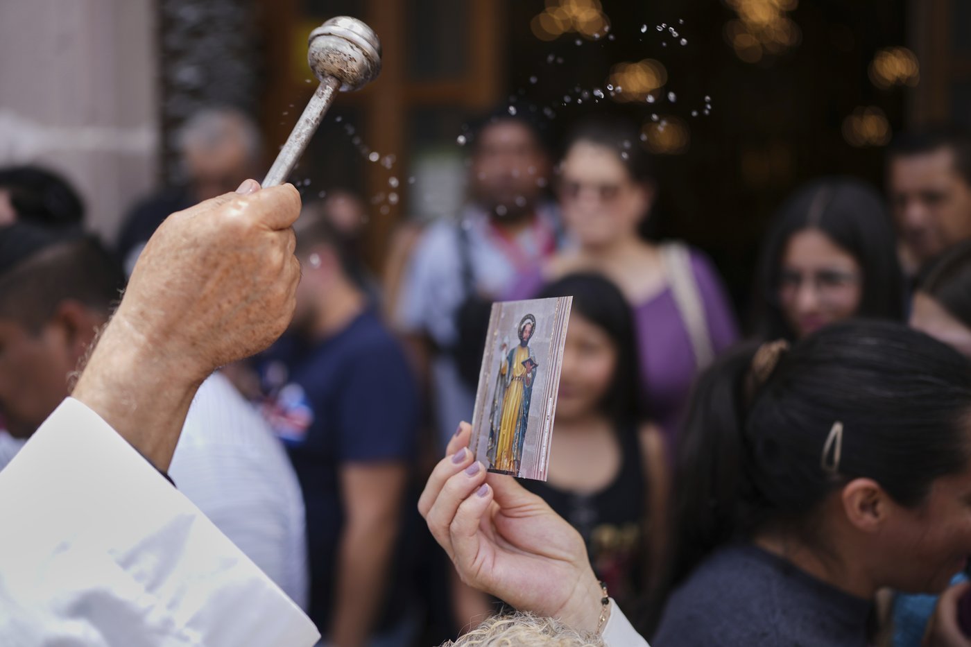 Thousands flock to central Mexico to celebrate Saint Mark's Day | iNFOnews.ca