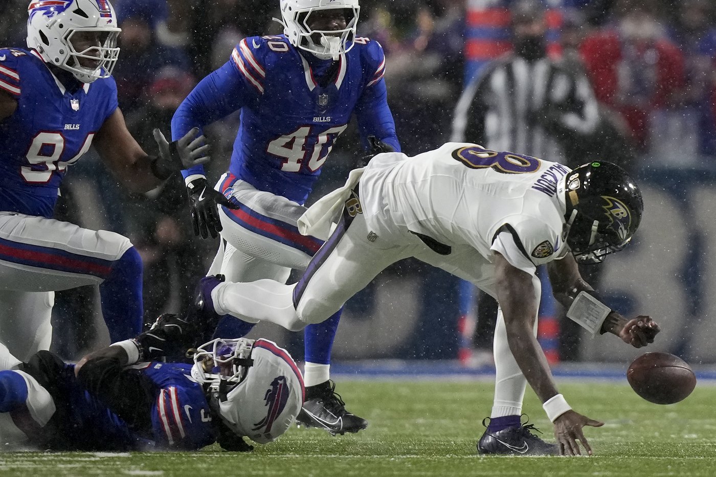 Josh Allen scores 2 TDs, Bills force 3 turnovers to beat Ravens 27-25 and reach AFC title game | iNFOnews.ca Josh Allen scores 2 TDs, Bills force 3 turnovers to beat Ravens 27-25 and reach AFC title game | iNFOnews.ca