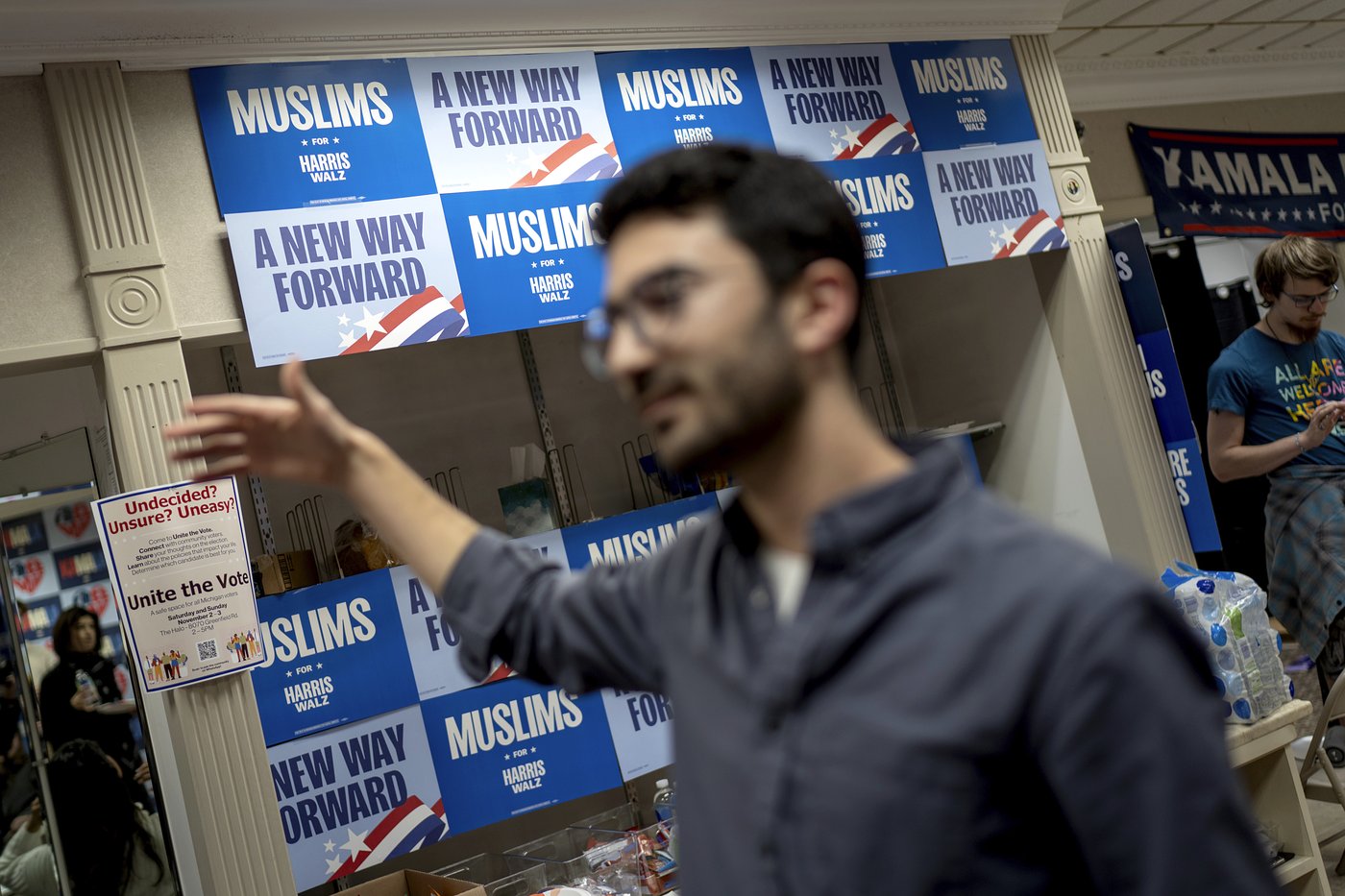 Trump breaks GOP losing streak in nation's largest majority-Arab city with a pivotal final week | iNFOnews.ca Trump breaks GOP losing streak in nation's largest majority-Arab city with a pivotal final week | iNFOnews.ca