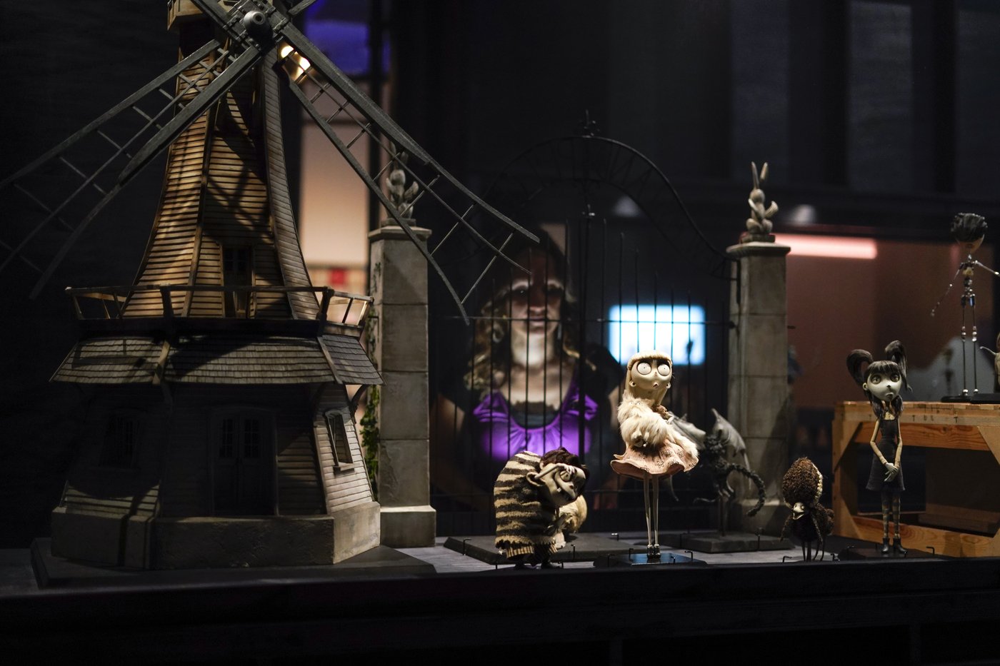 Tim Burton talks about his dread of AI as an exhibition of his work opens in London | iNFOnews.ca