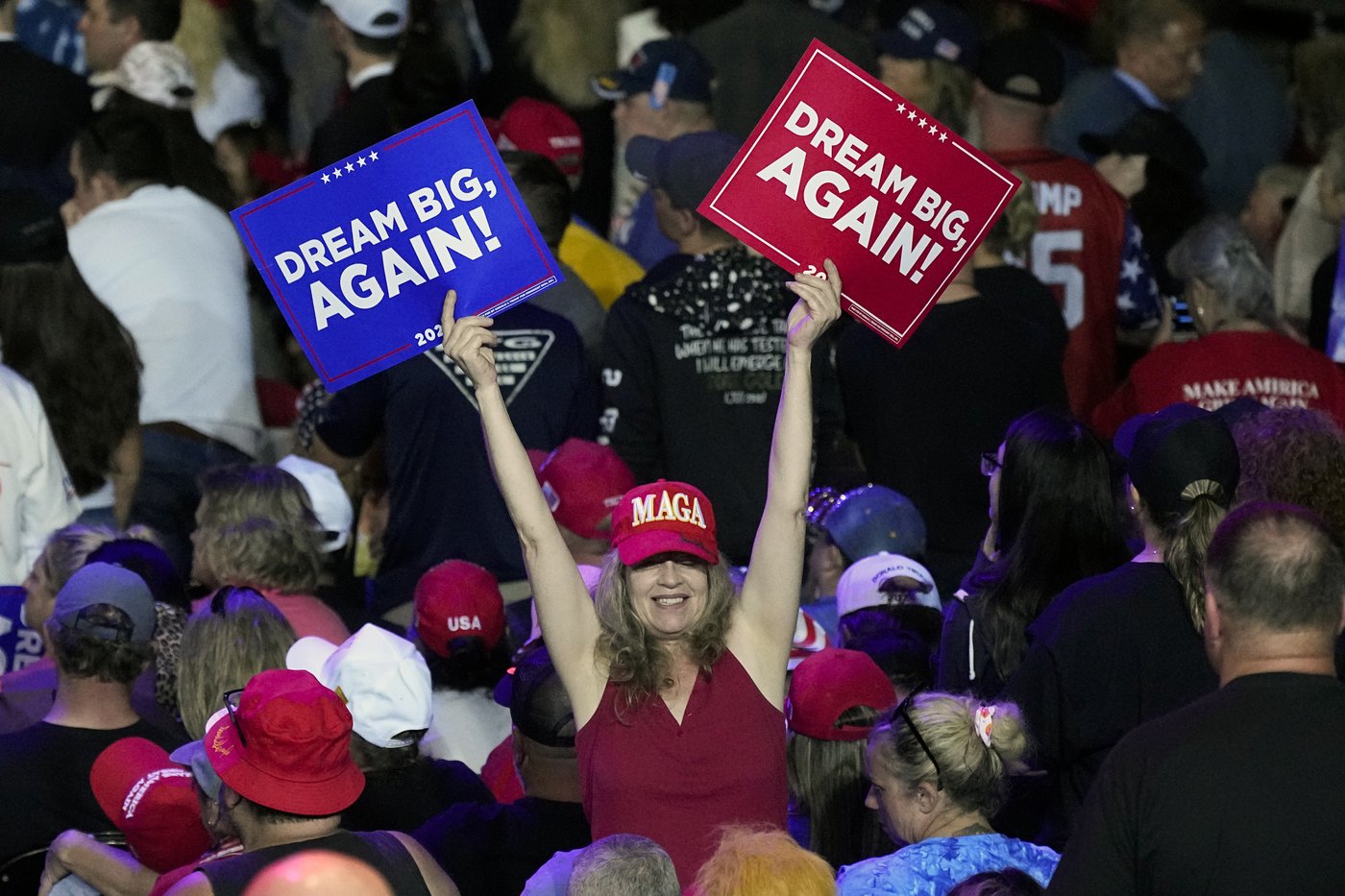 Trump wants to narrow his deficit with women but he's not changing how he talks about them | iNFOnews.ca Trump wants to narrow his deficit with women but he's not changing how he talks about them | iNFOnews.ca