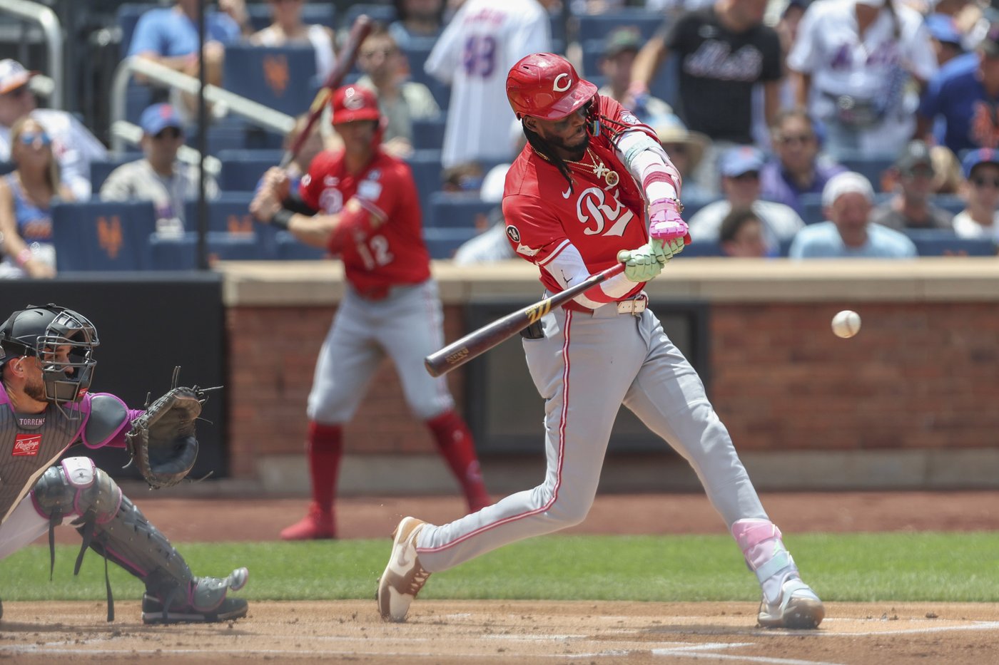 Soto scores tiebreaking run in 8th as Mets prevent sweep by Reds | iNFOnews.ca