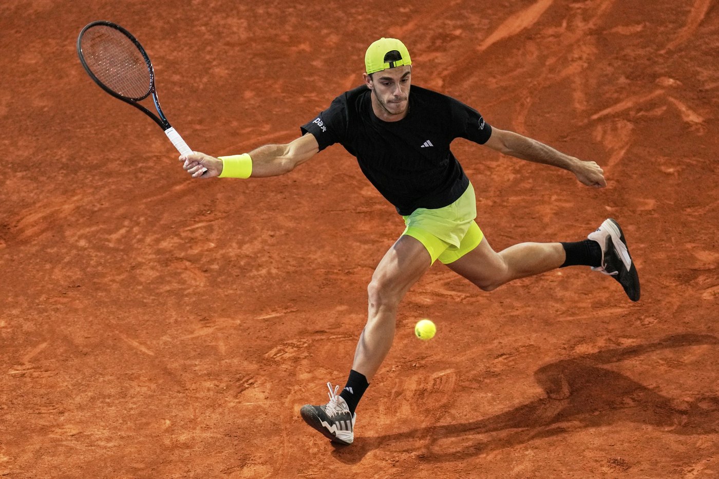 With help from painkillers, Ruud beats Cerundolo to reach Madrid Open final against Draper | iNFOnews.ca With help from painkillers, Ruud beats Cerundolo to reach Madrid Open final against Draper | iNFOnews.ca