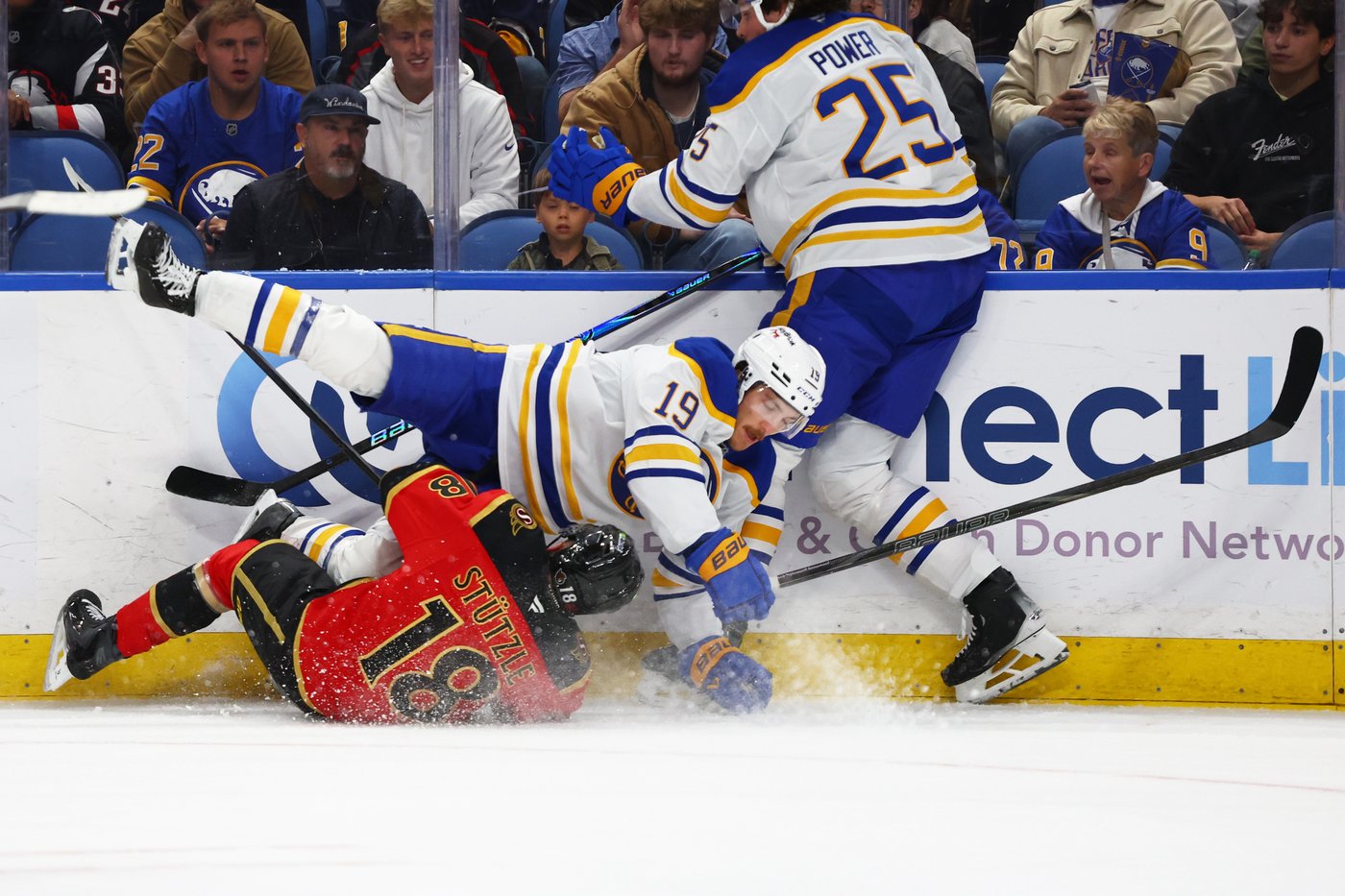 Sabres beat the Senators 8-4 for their first victory of the season. | iNFOnews.ca