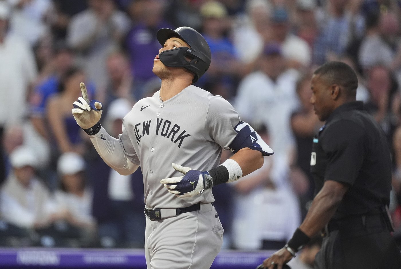McMahon hits 2-run double, Gordon picks up 1st win as scuffling Rockies beat Yankees 3-2 | iNFOnews.ca McMahon hits 2-run double, Gordon picks up 1st win as scuffling Rockies beat Yankees 3-2 | iNFOnews.ca