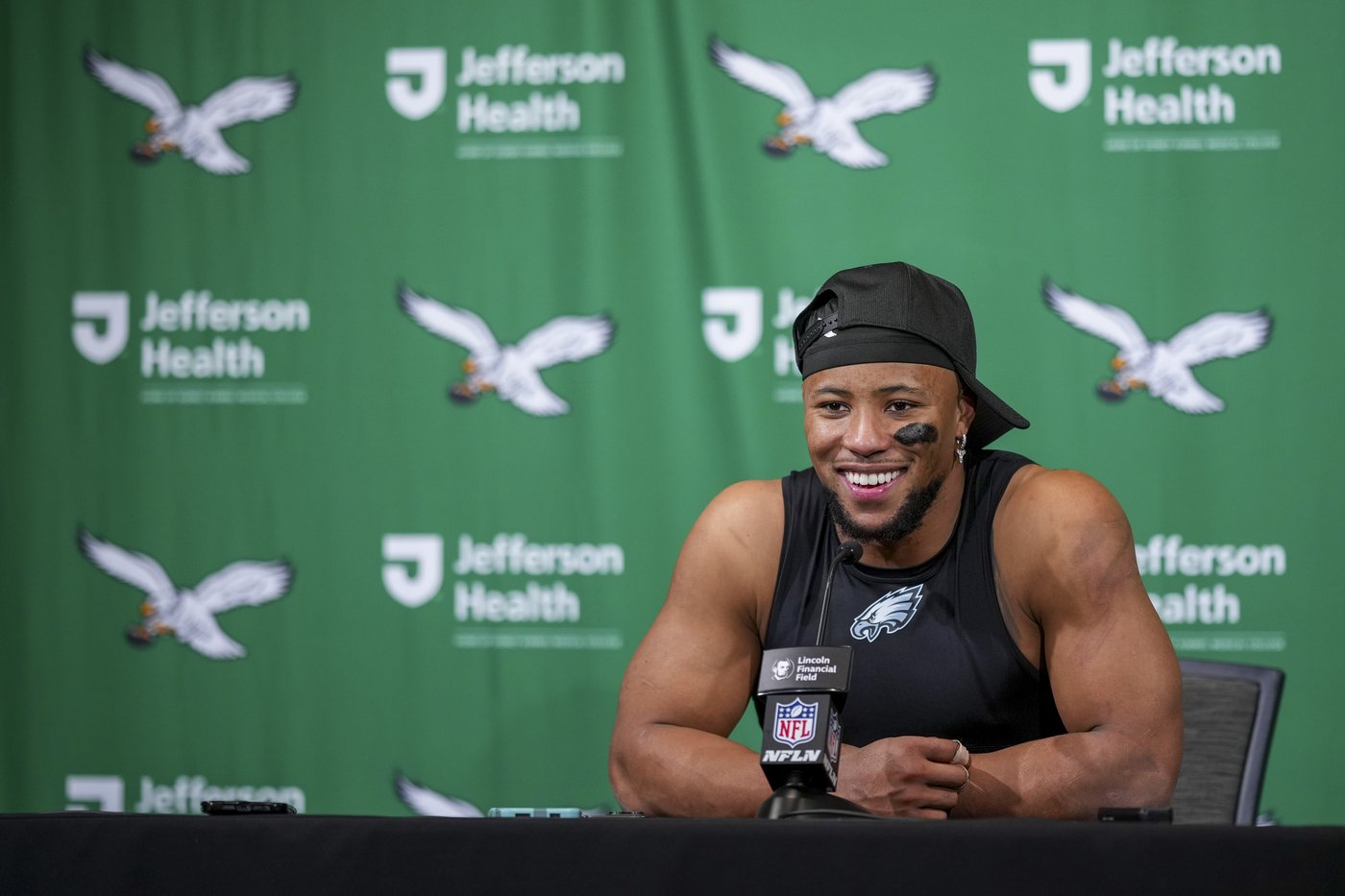 Eagles sit Barkley in season finale and end chance at NFL rushing record | iNFOnews.ca Eagles sit Barkley in season finale and end chance at NFL rushing record | iNFOnews.ca