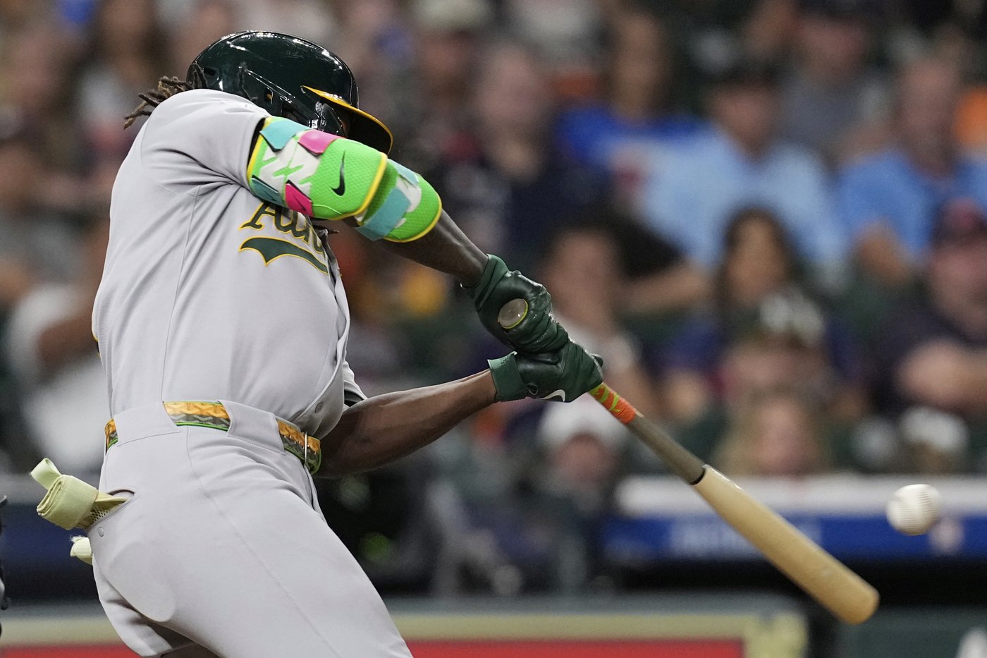 Langeliers, Butler homer to help the A's win 3rd straight, 5-1 over the Astros | iNFOnews.ca Langeliers, Butler homer to help the A's win 3rd straight, 5-1 over the Astros | iNFOnews.ca