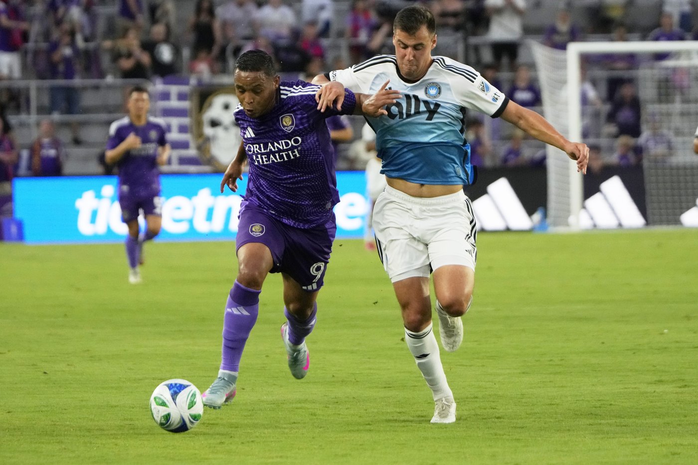 Ojeda scores again and Orlando keeps streak alive with 3-1 victory over Charlotte | iNFOnews.ca