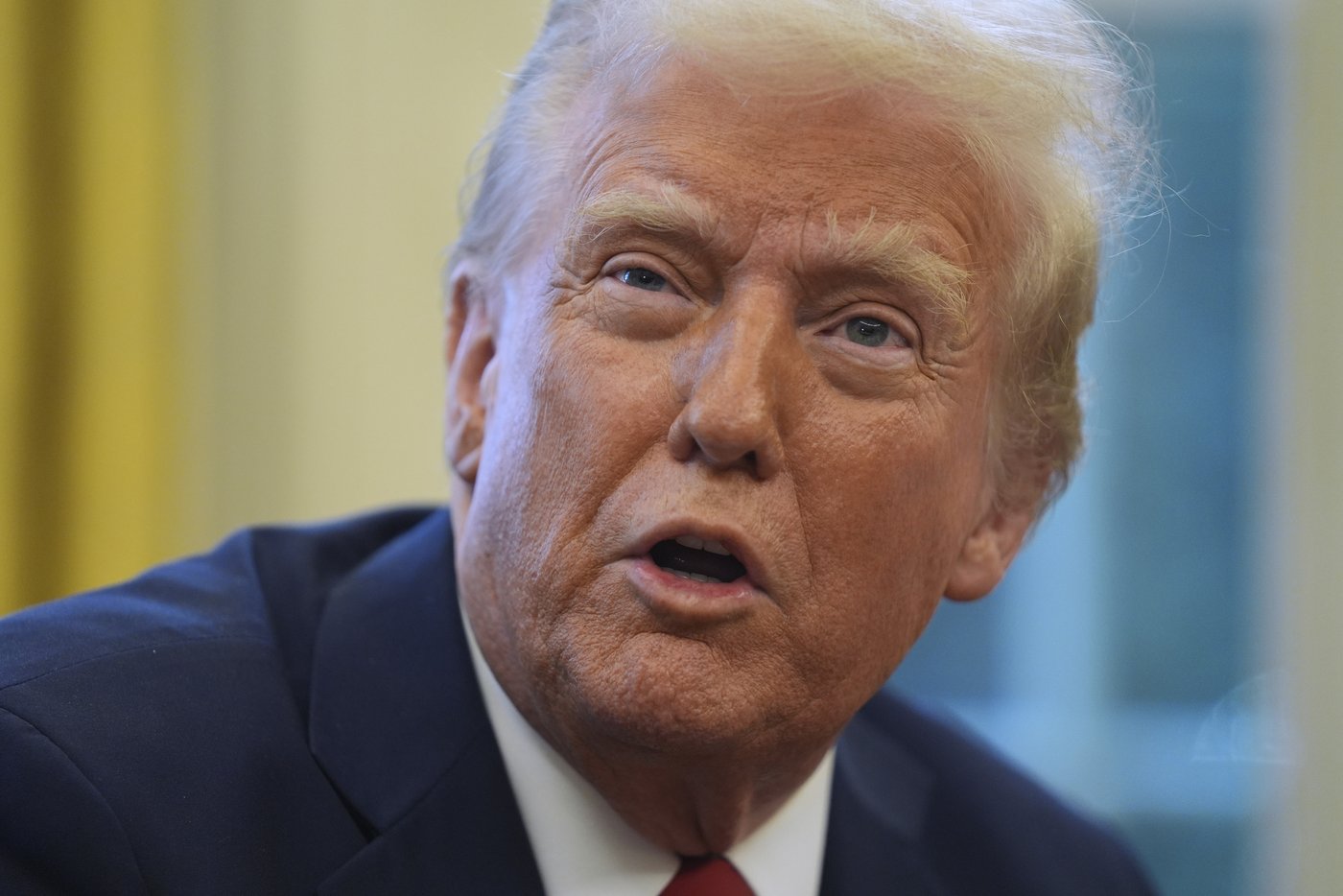 Donald Trump talks so much that even his White House stenographers are struggling to keep up | iNFOnews.ca